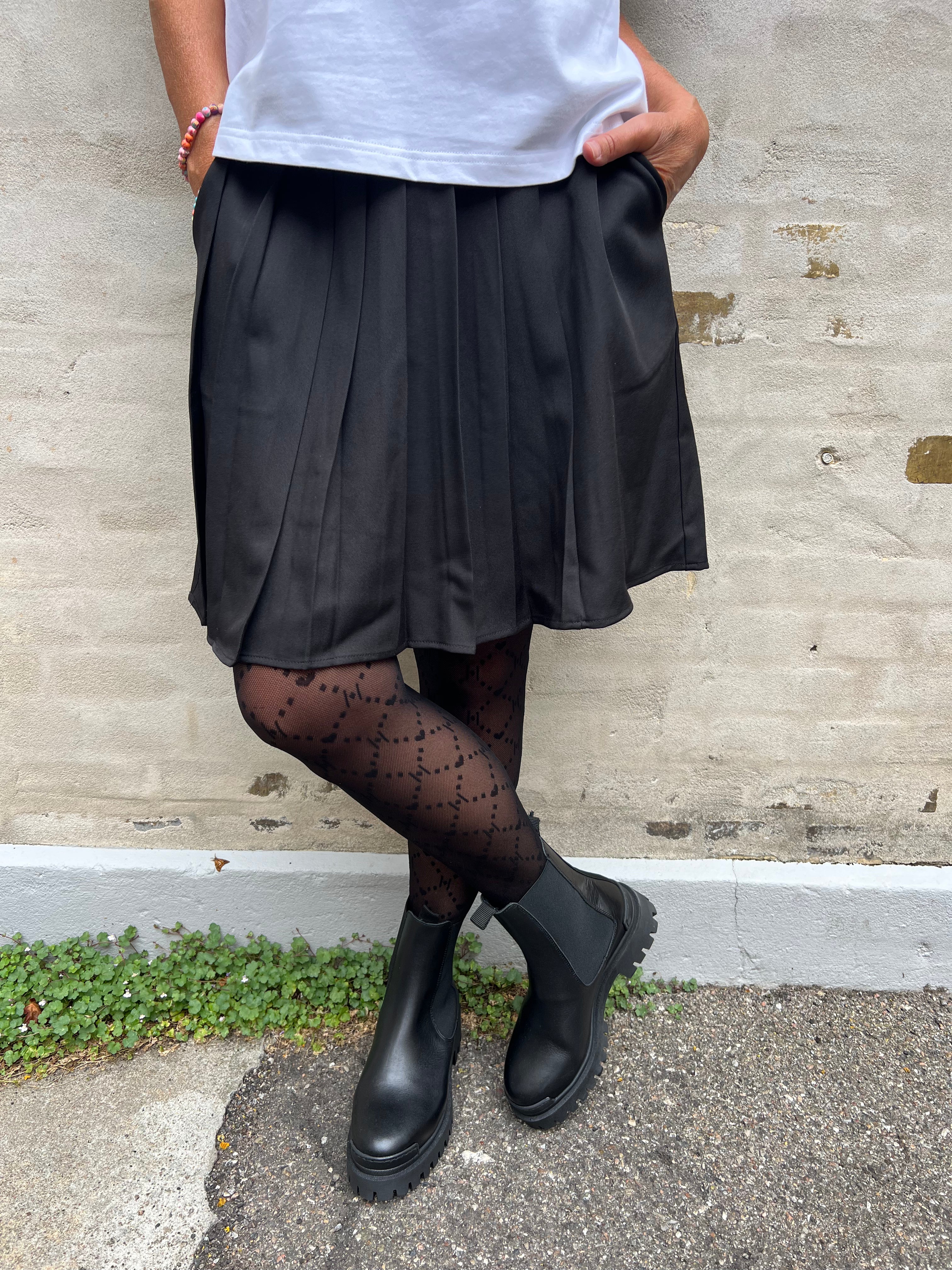 DuaGO Skirt - Black