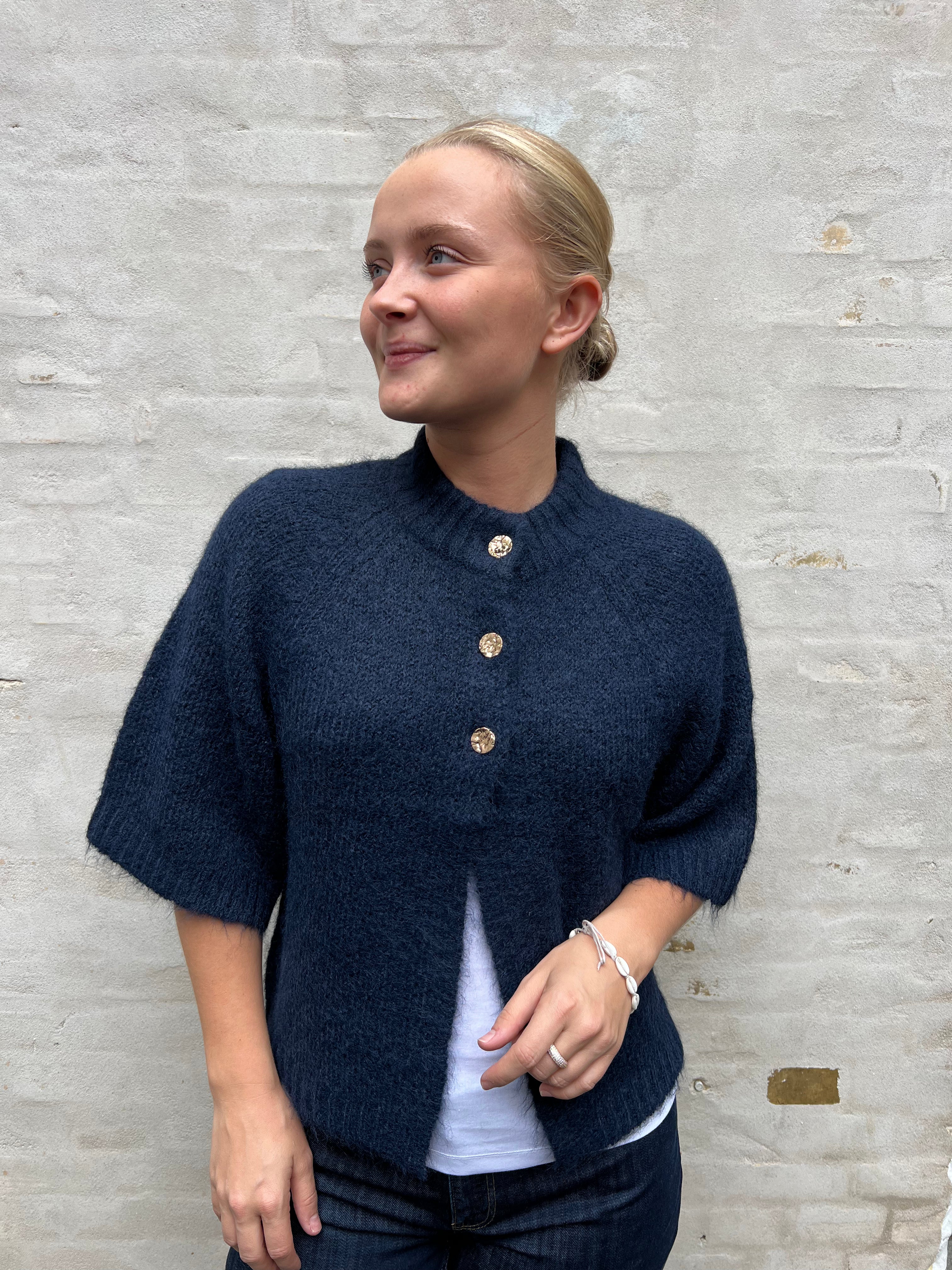 Benuta Fluffy Knit Cardigan - Navy