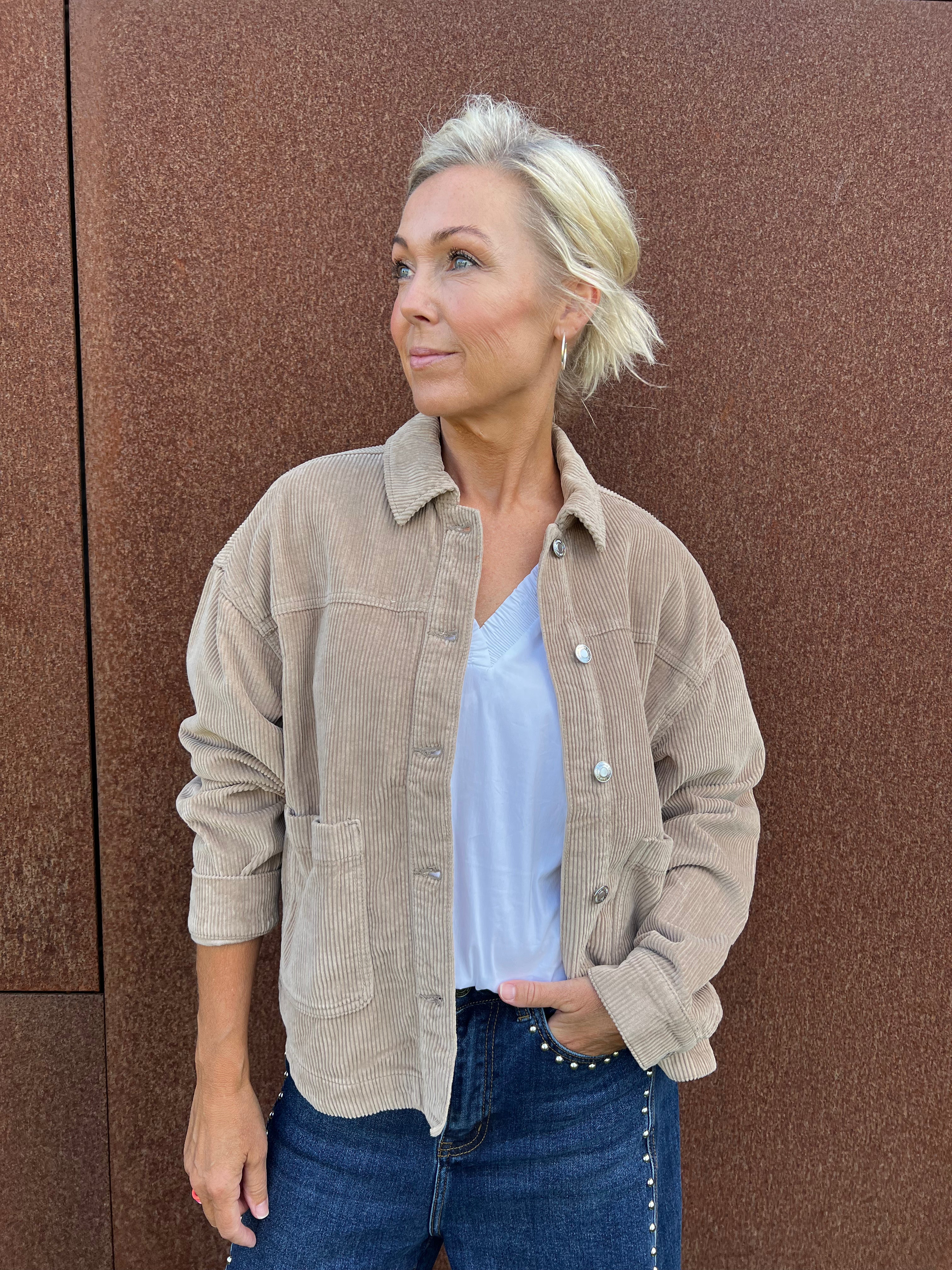 JAMIE CORDUROY SHACKET - Silver Mink
