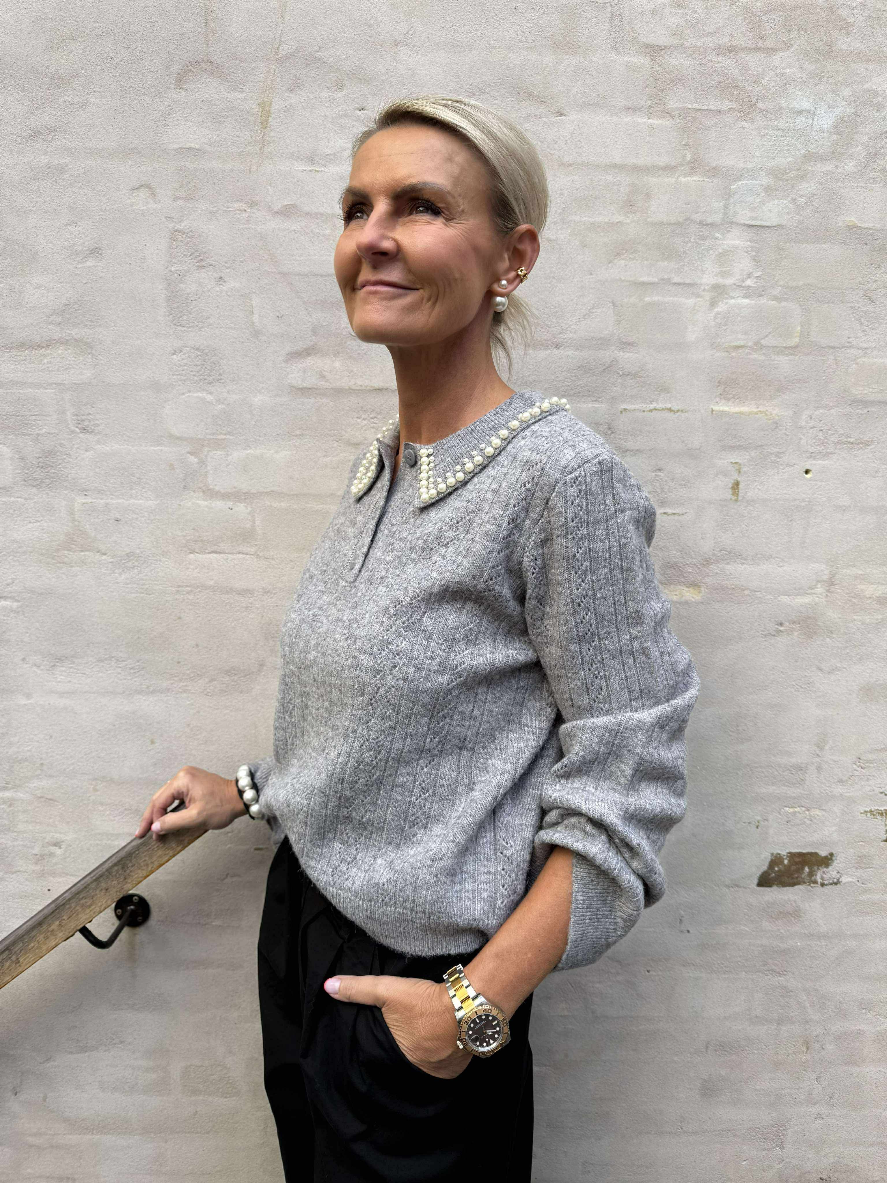 APRIL LIFE PEARL COLLAR PULL - Medium Grey Melange WHITE PEARLS