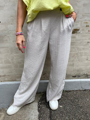 Eva Pleat Pant - Walnut