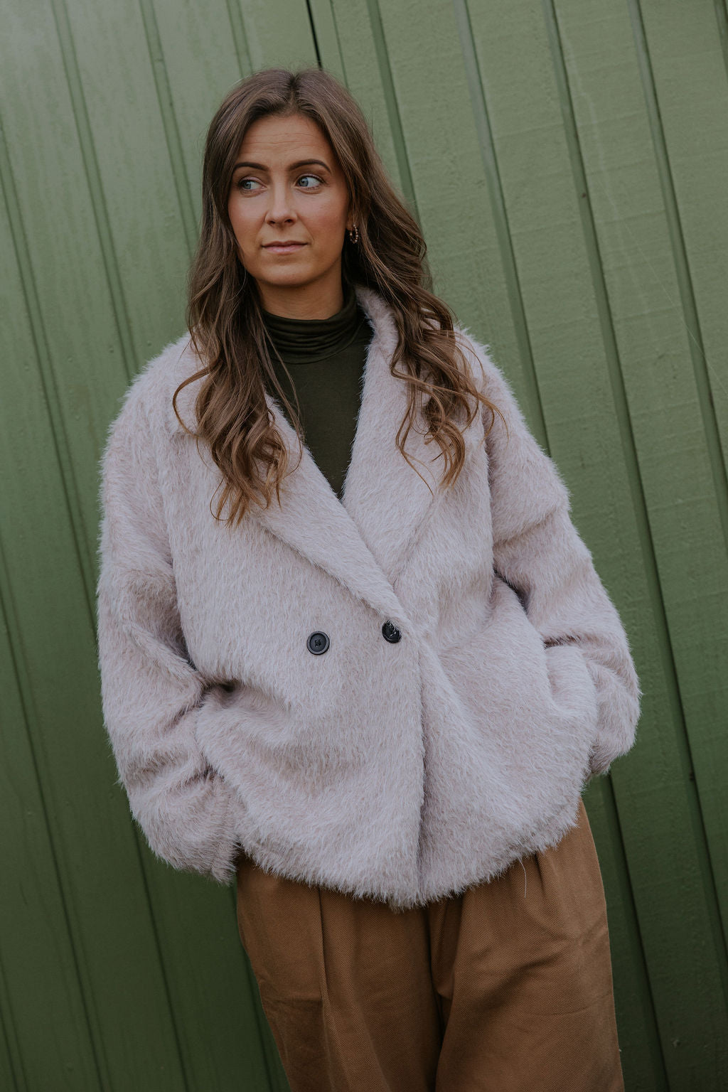 Pamela Jakke - off white