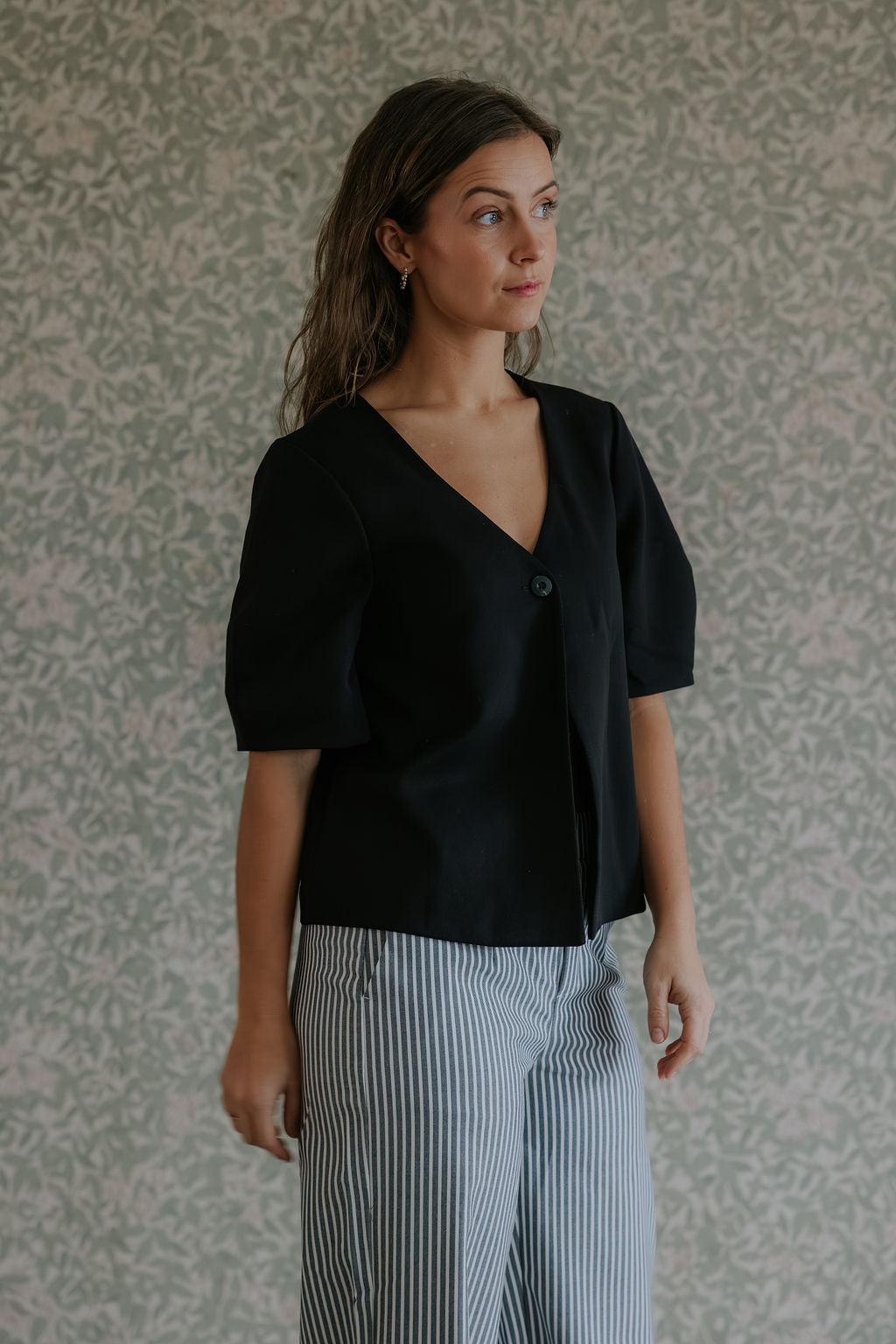 LISA S/S RE TOP - Black