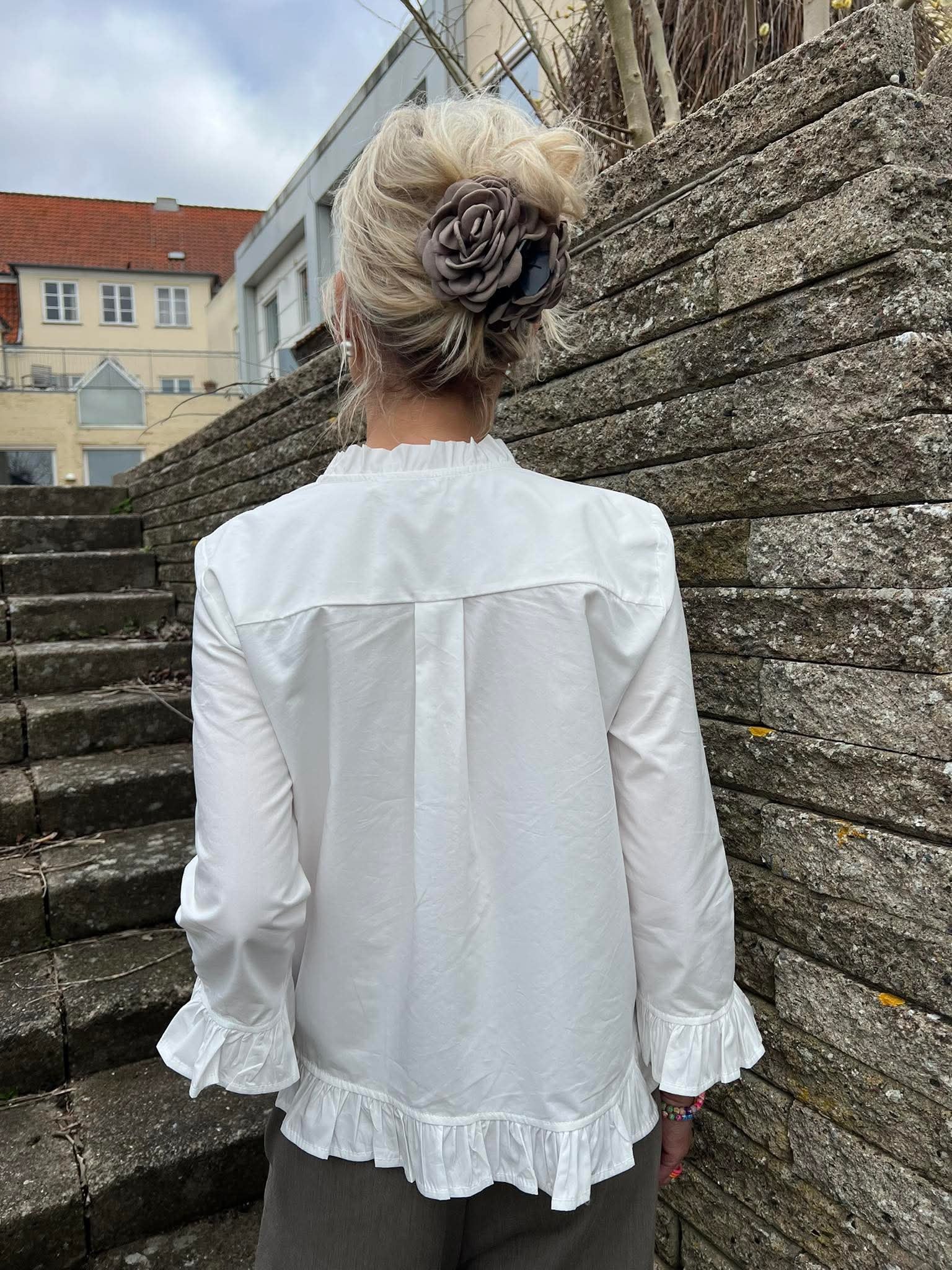Amy Shirt - White