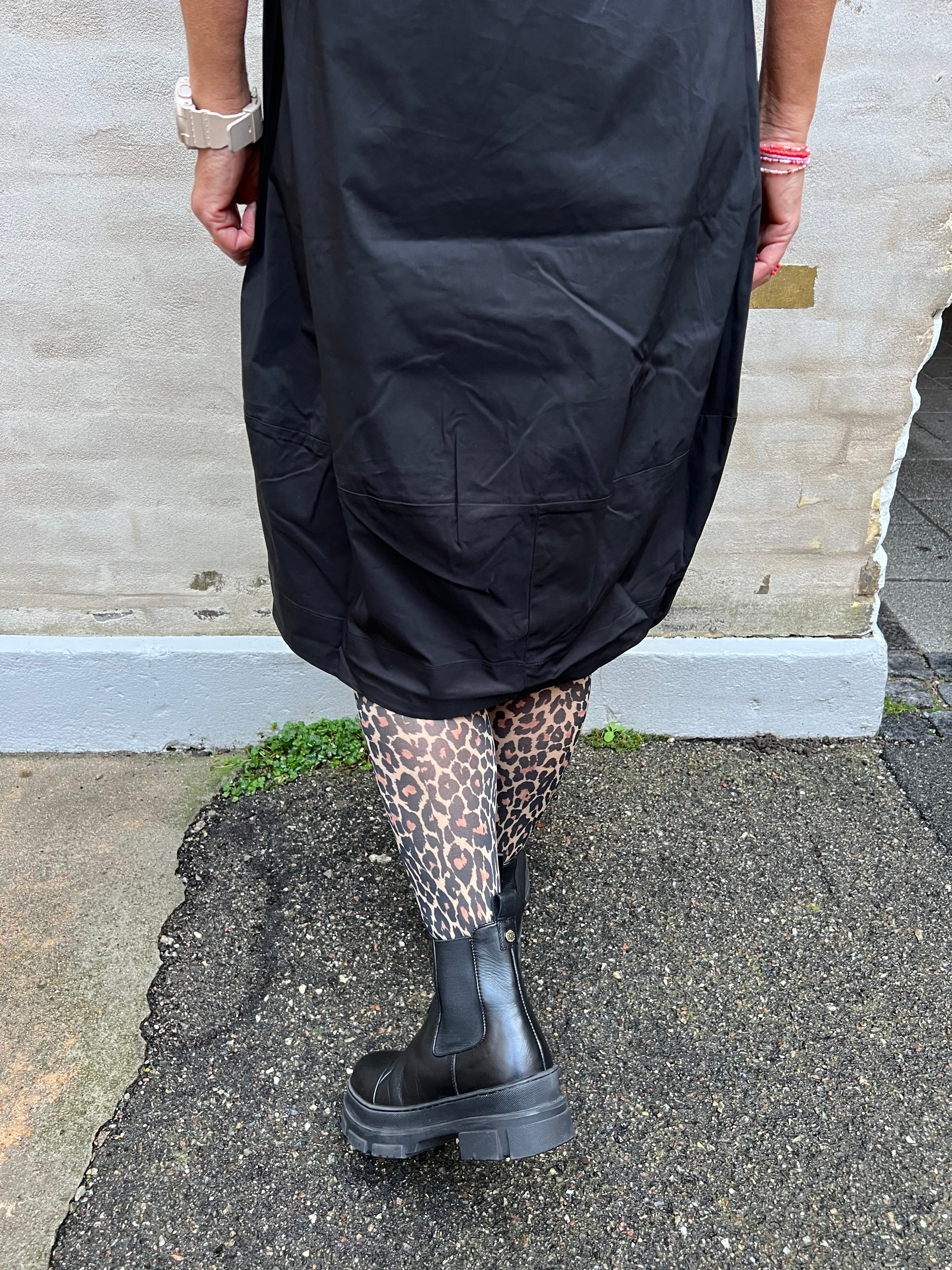 Antoinett 3/4 sleeve dress black