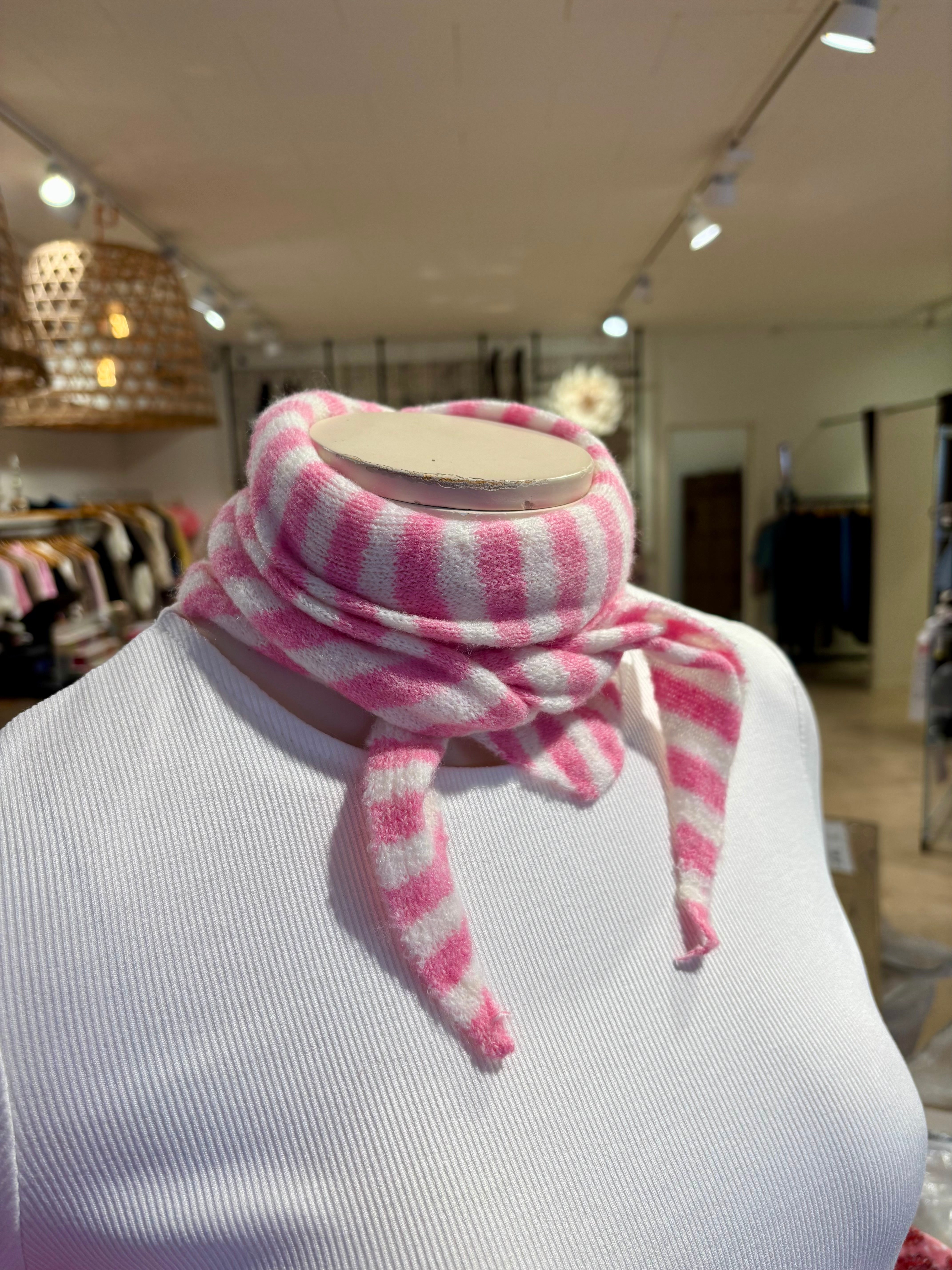 Striped knitted Scarf - Raspberry