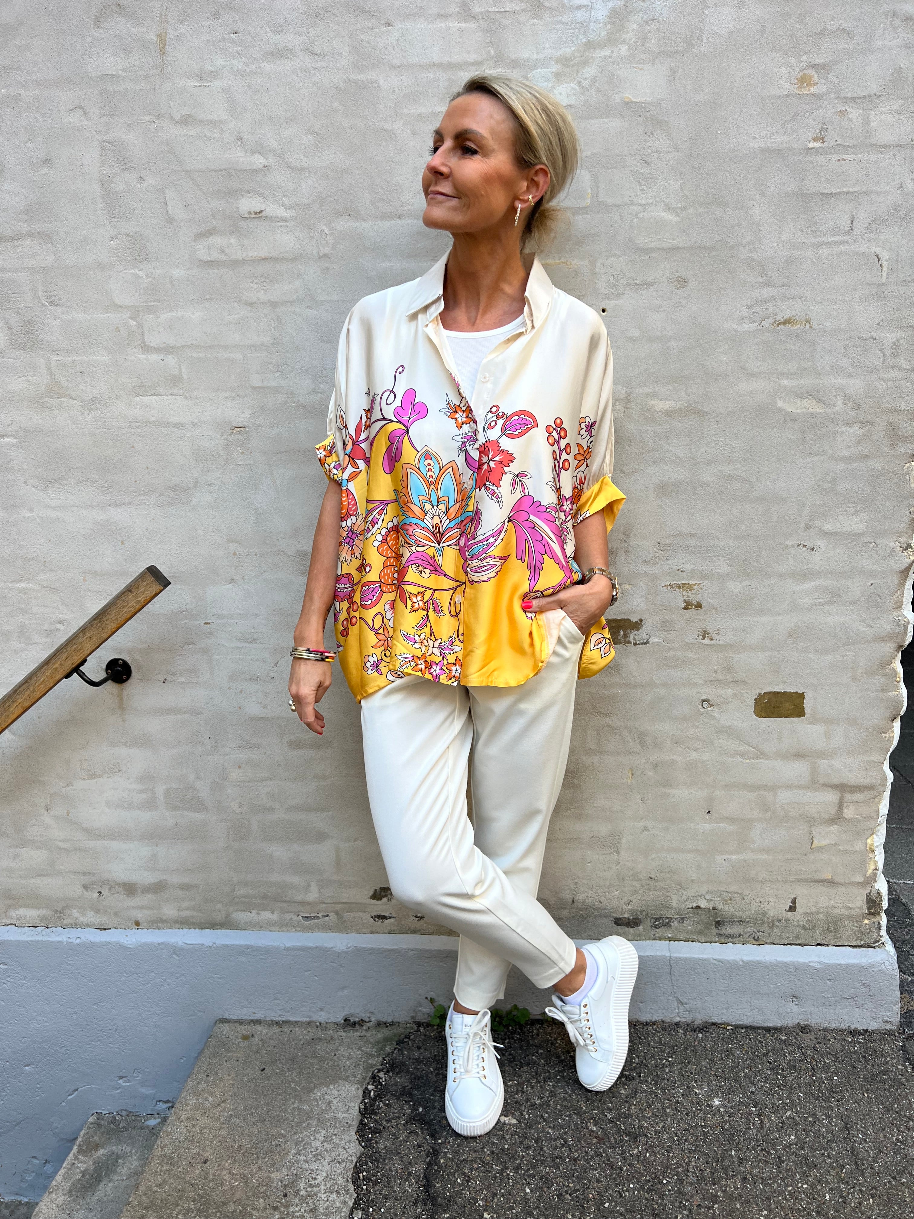 Emma shirt yellow