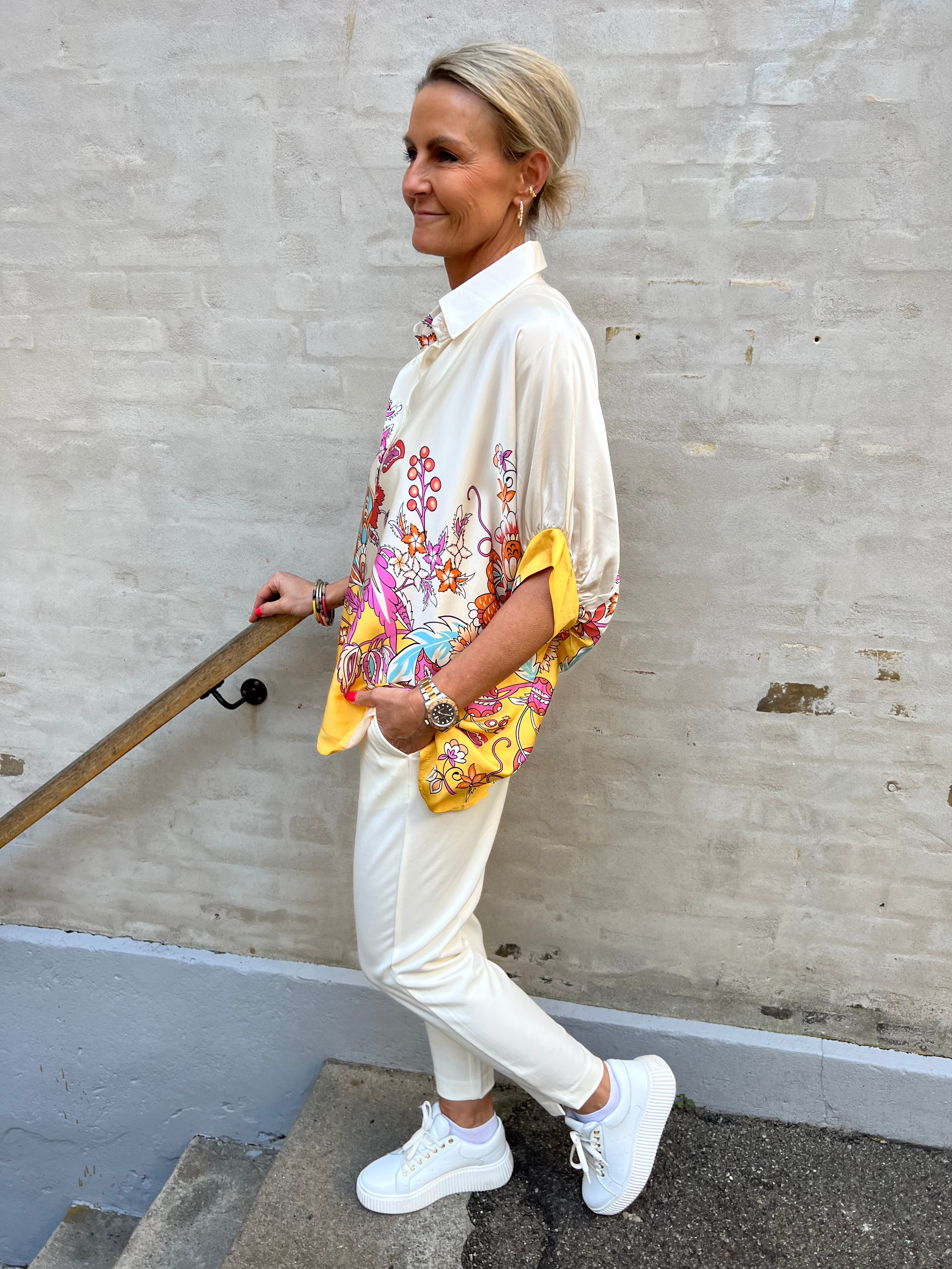 Emma shirt yellow