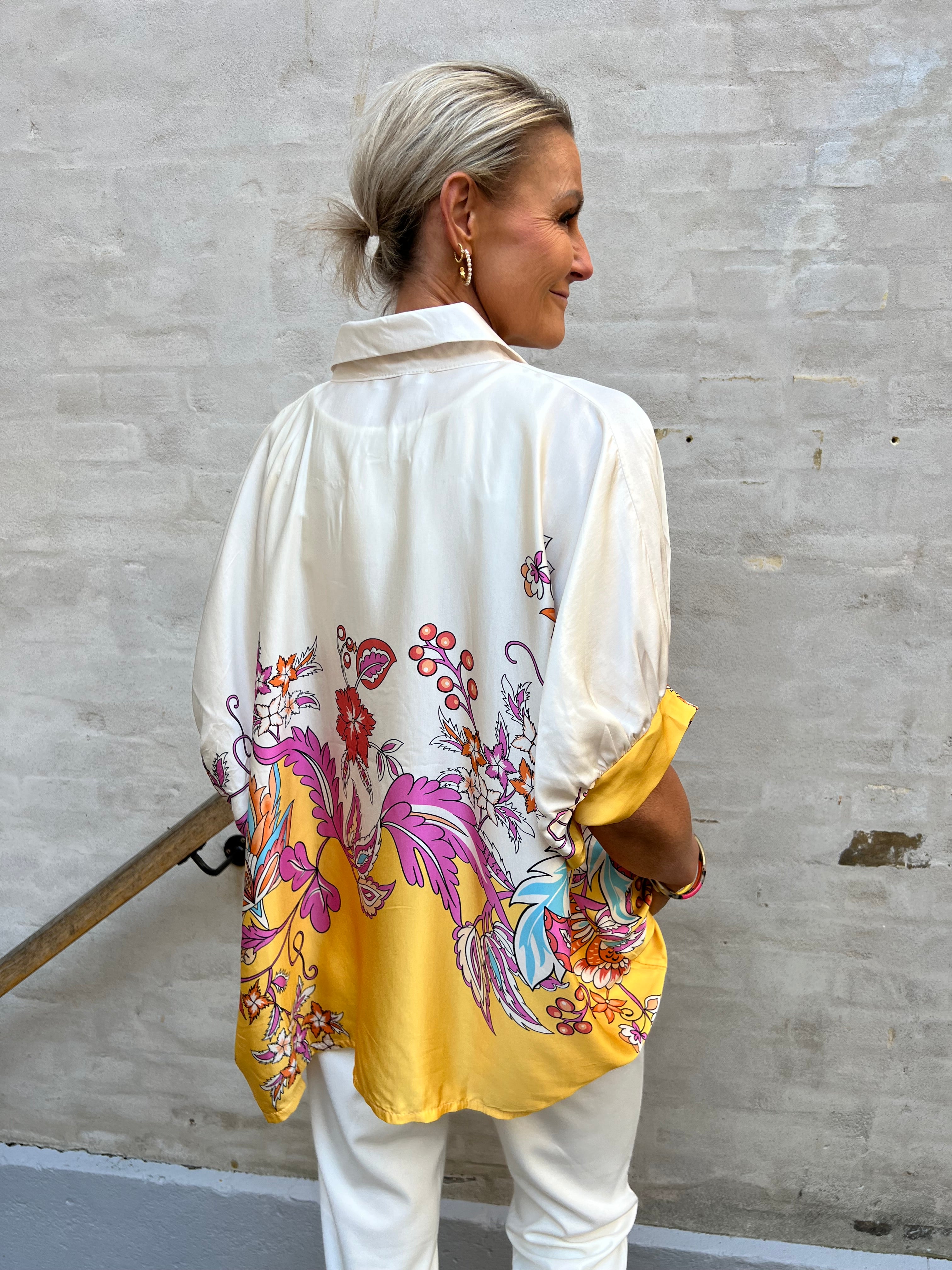 Emma shirt yellow