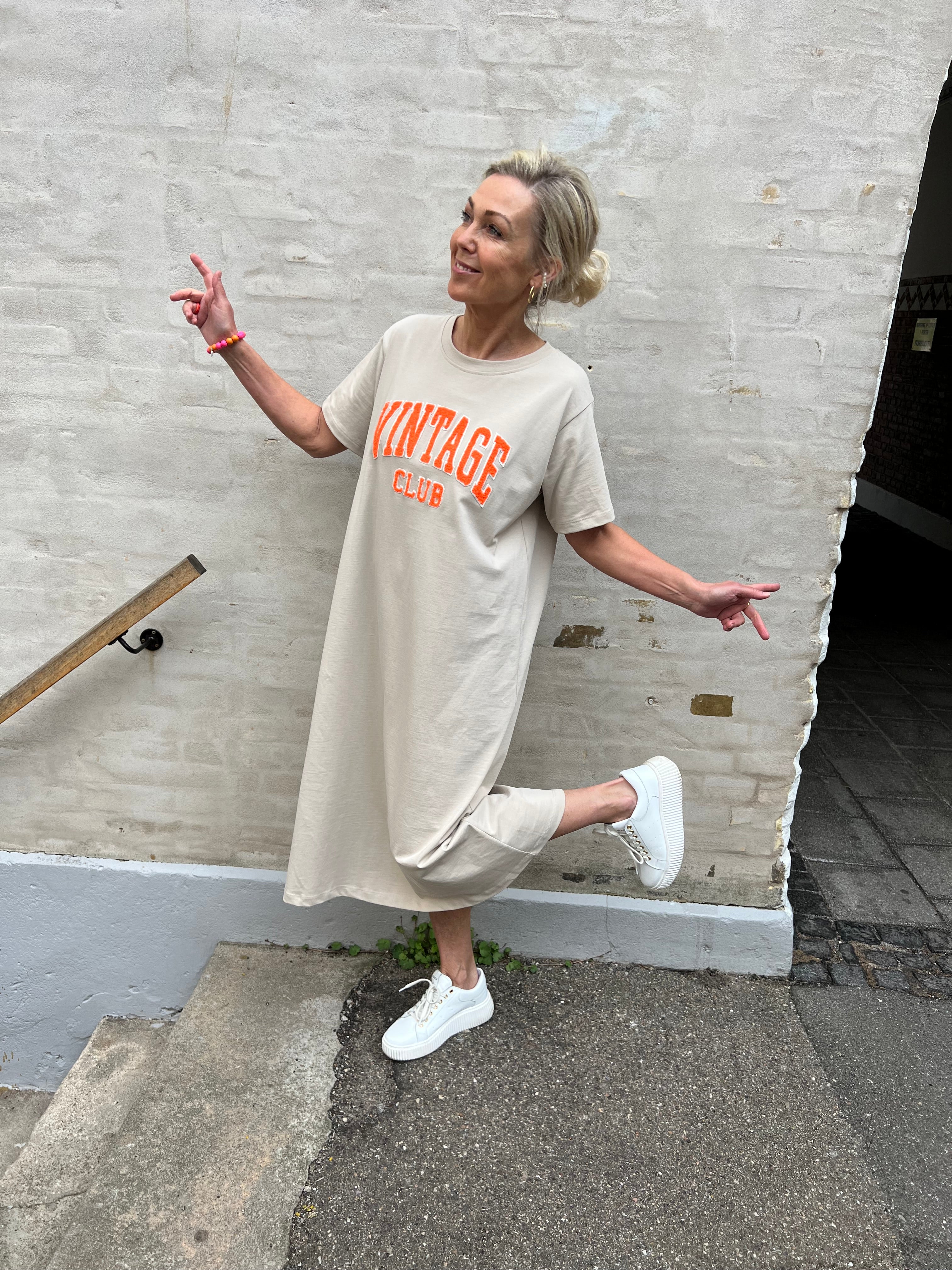 Roberta sweat dress beige