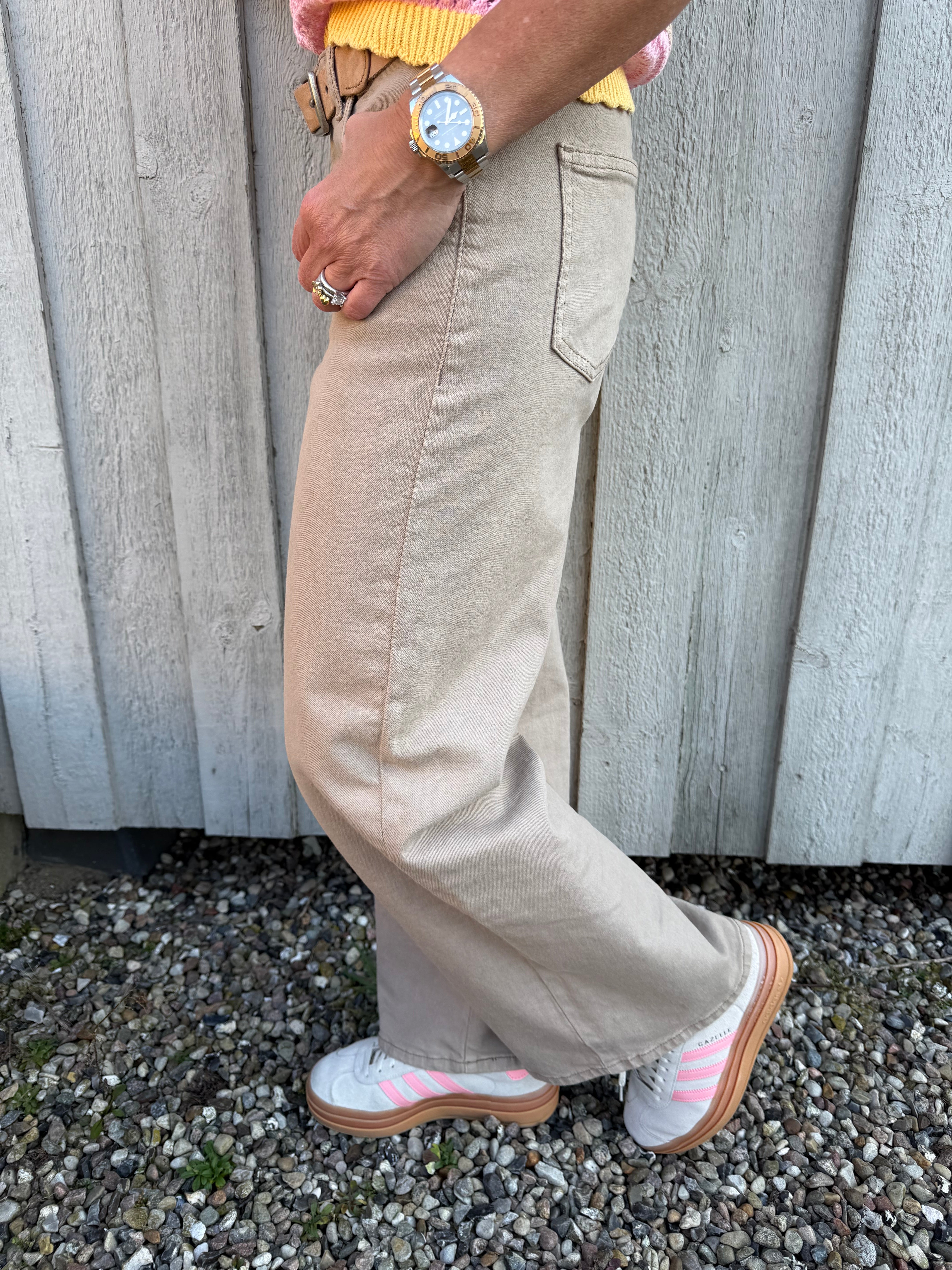 SELMA LW BRED FÄRGADE JEANS - Fransk Vanilj