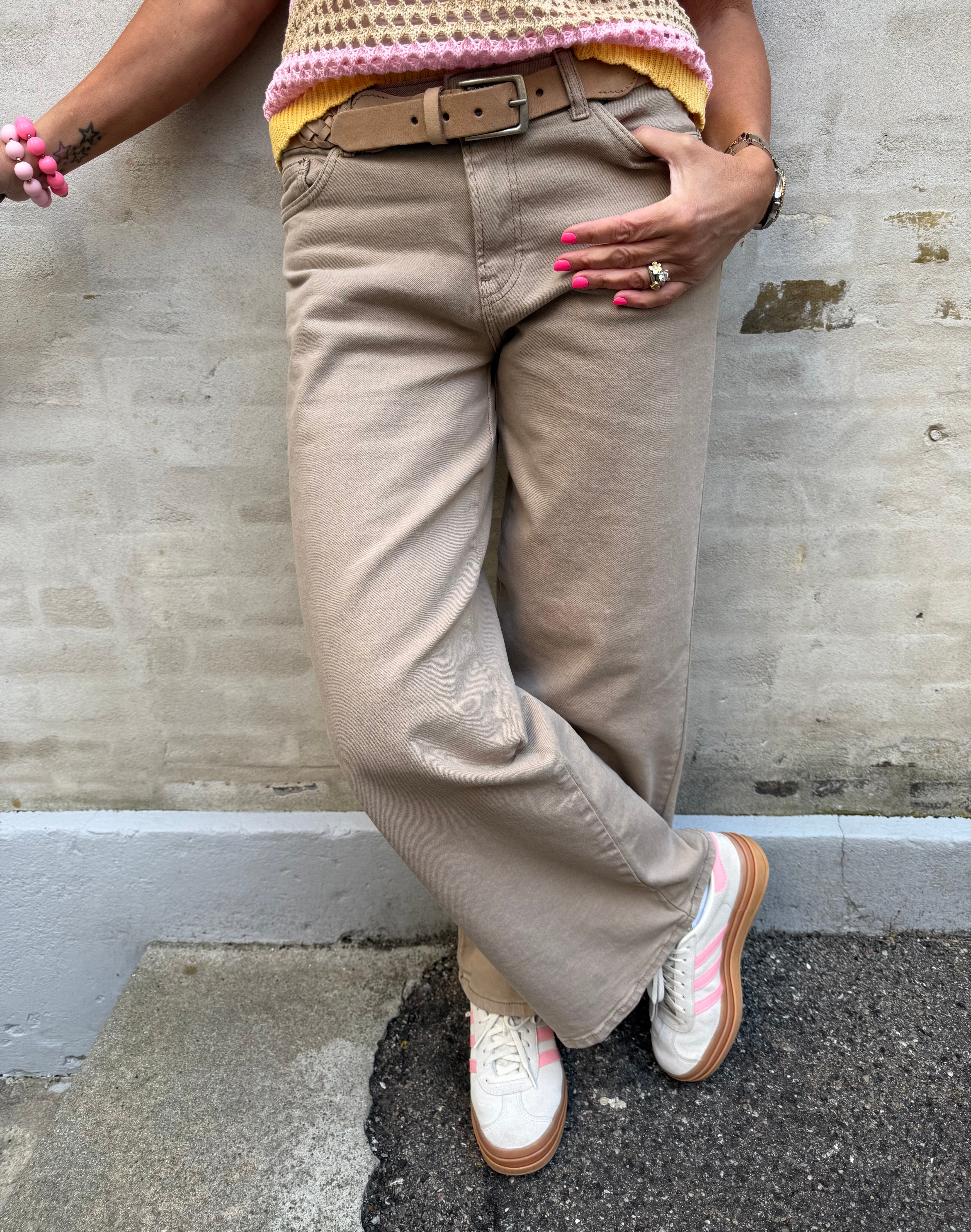 SELMA LW BRED FÄRGADE JEANS - Fransk Vanilj