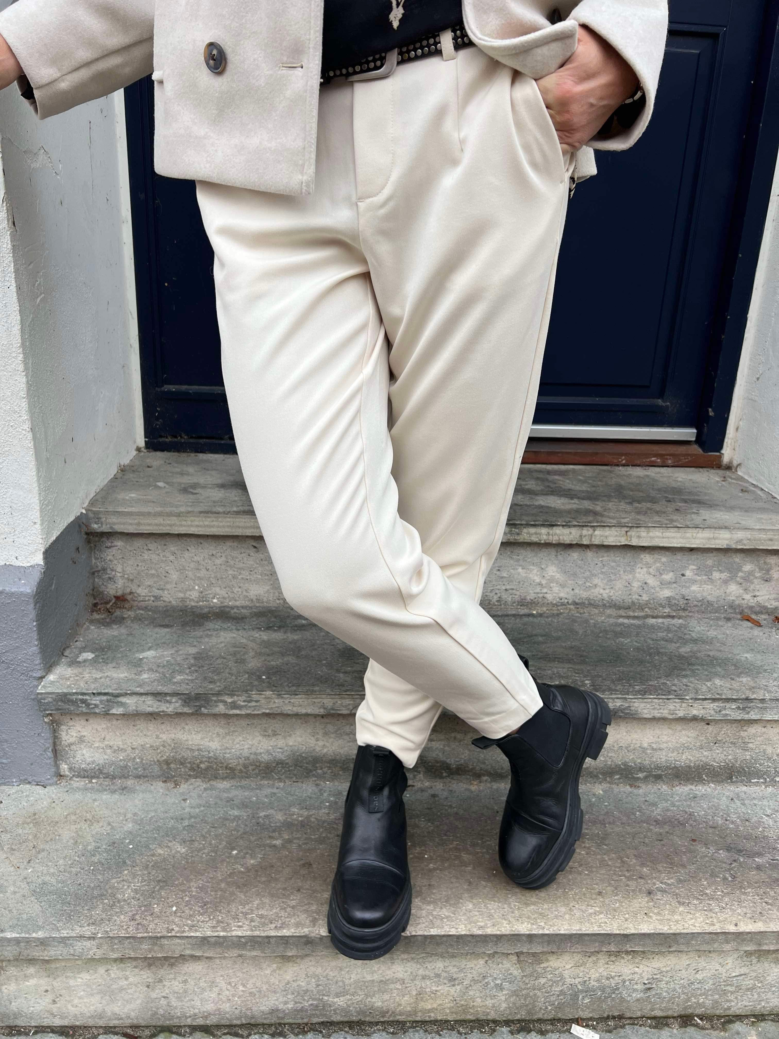 Lisa slim pant - Sandshell