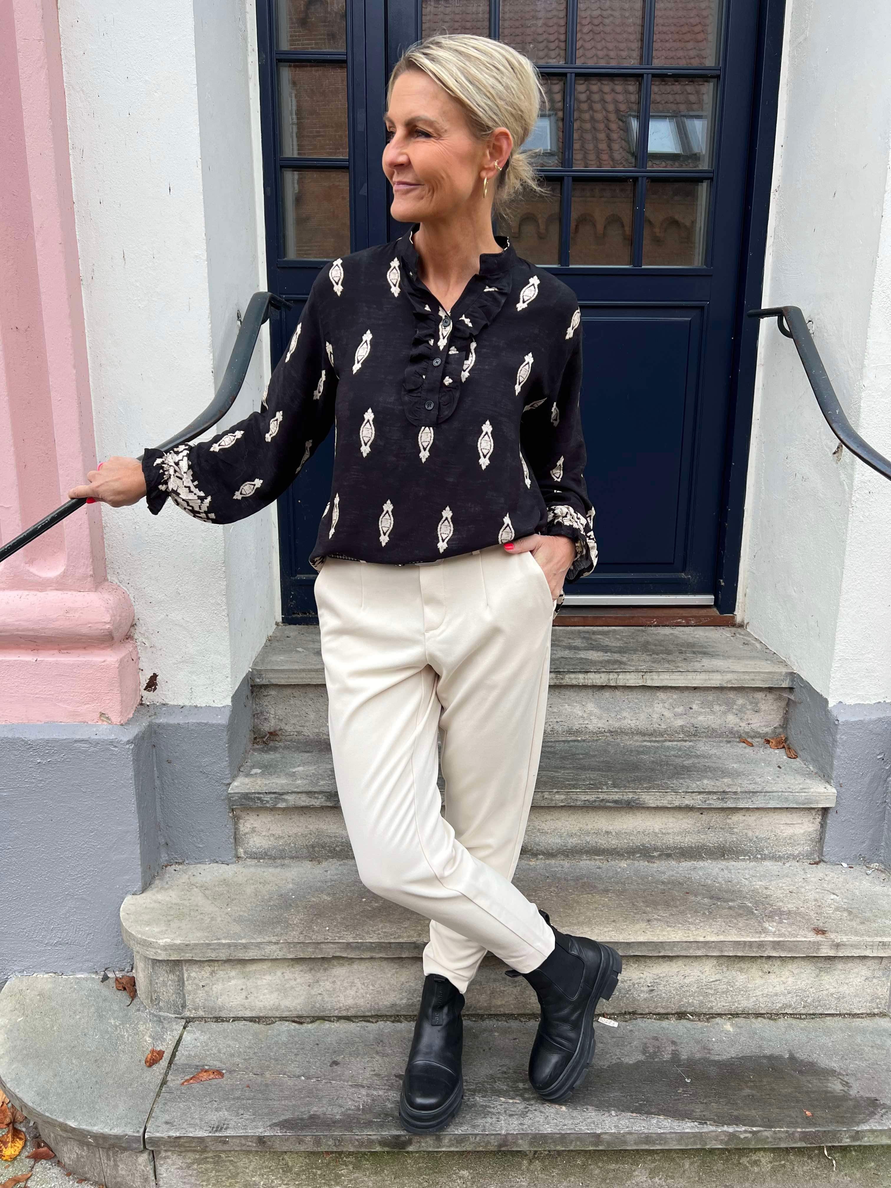 Lisa slim pant - Sandshell
