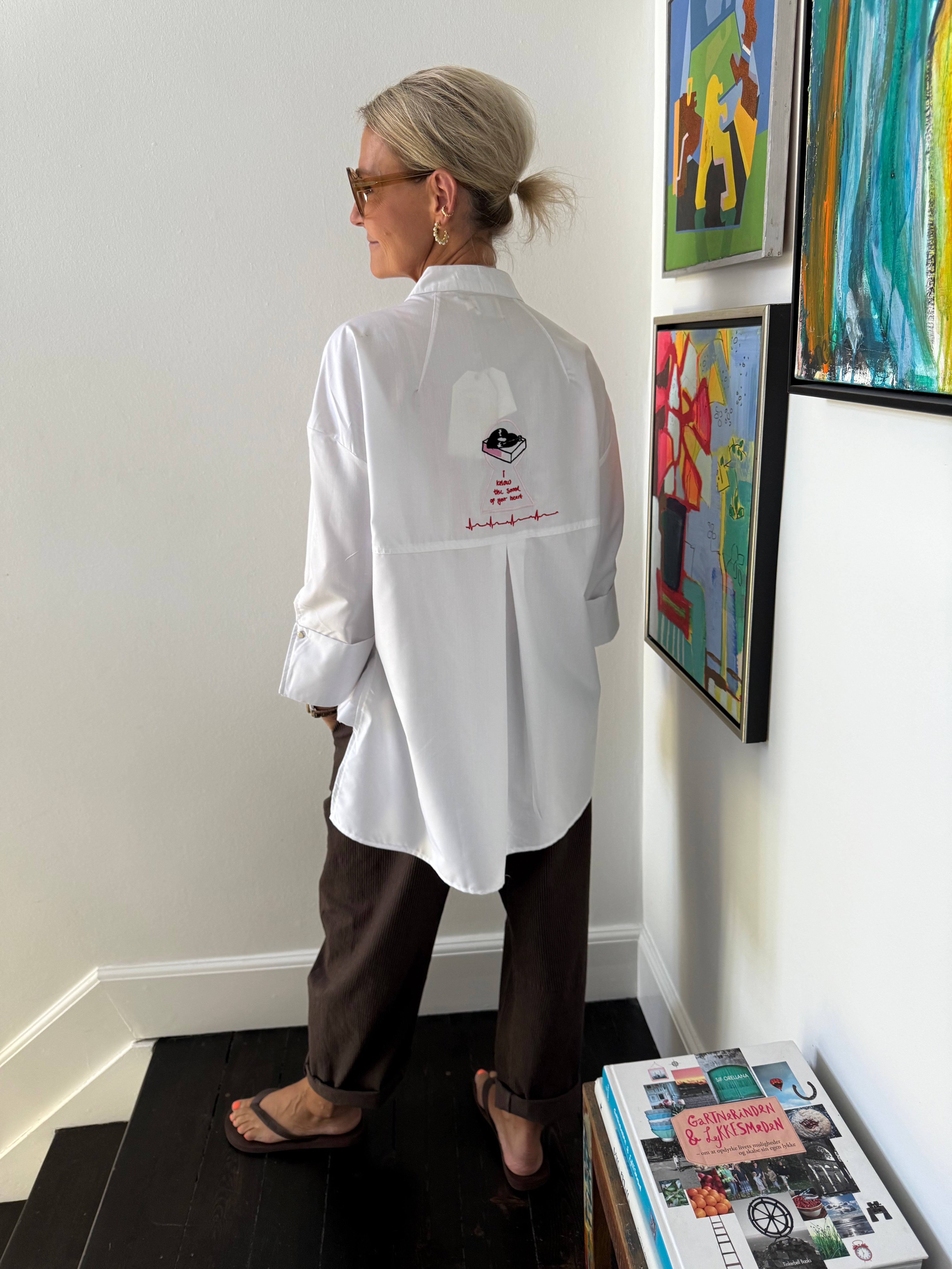 PREORDER-Luna shirt Heart Beat - Paper White