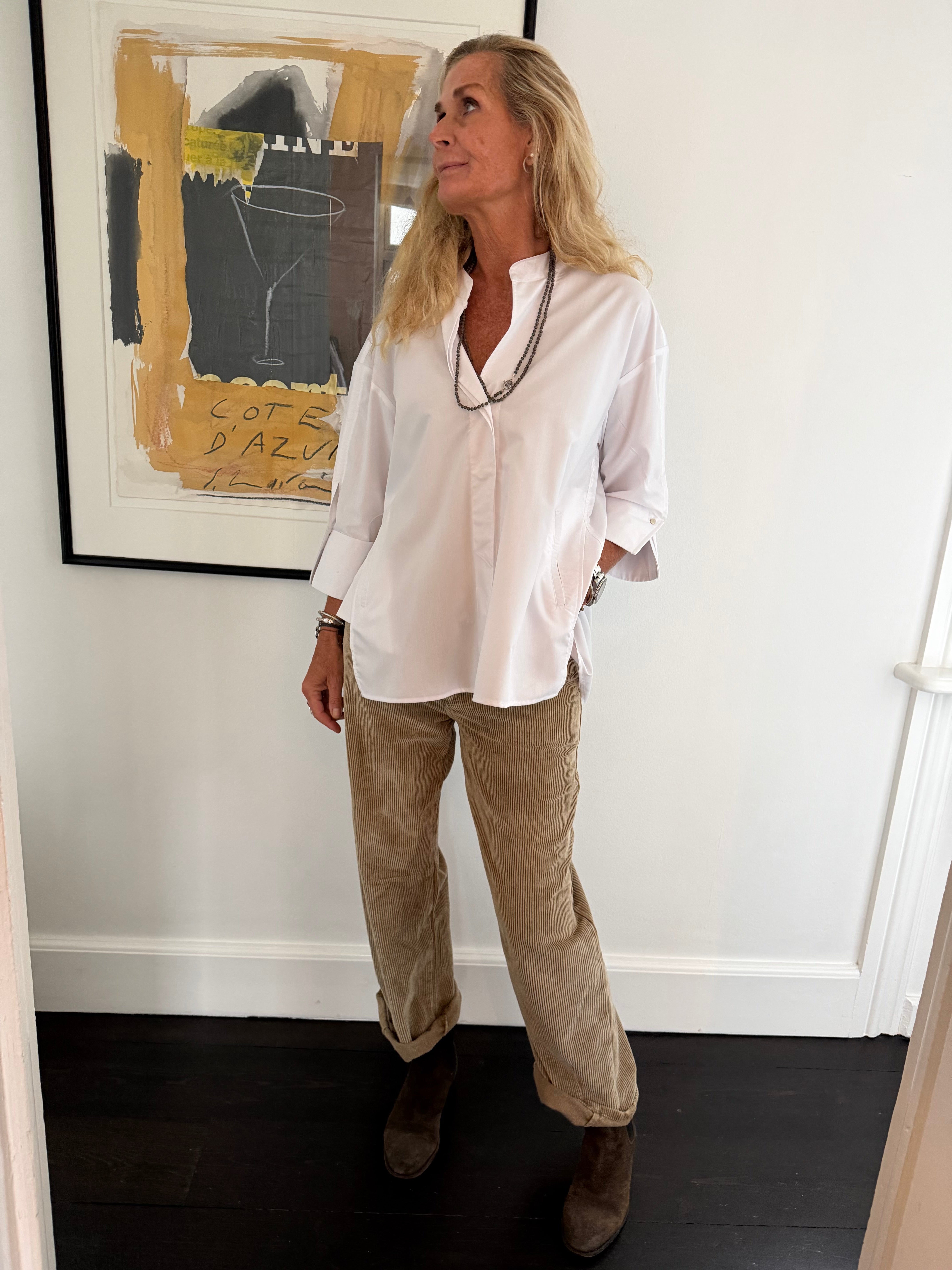 PREORDER-Luna Shirt Wauw You Look Good - Paper White