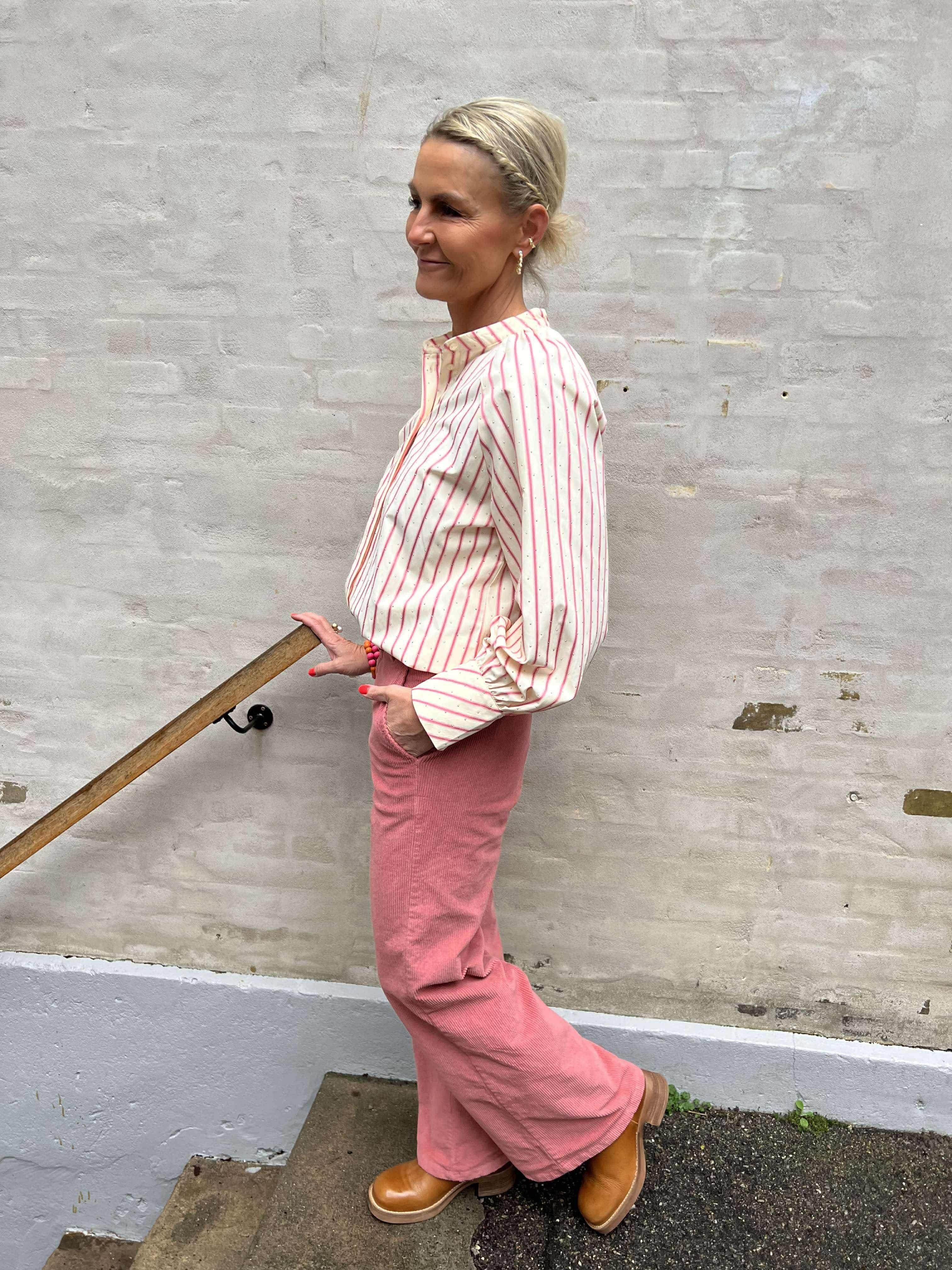 Cora corduroy box pant dust rose