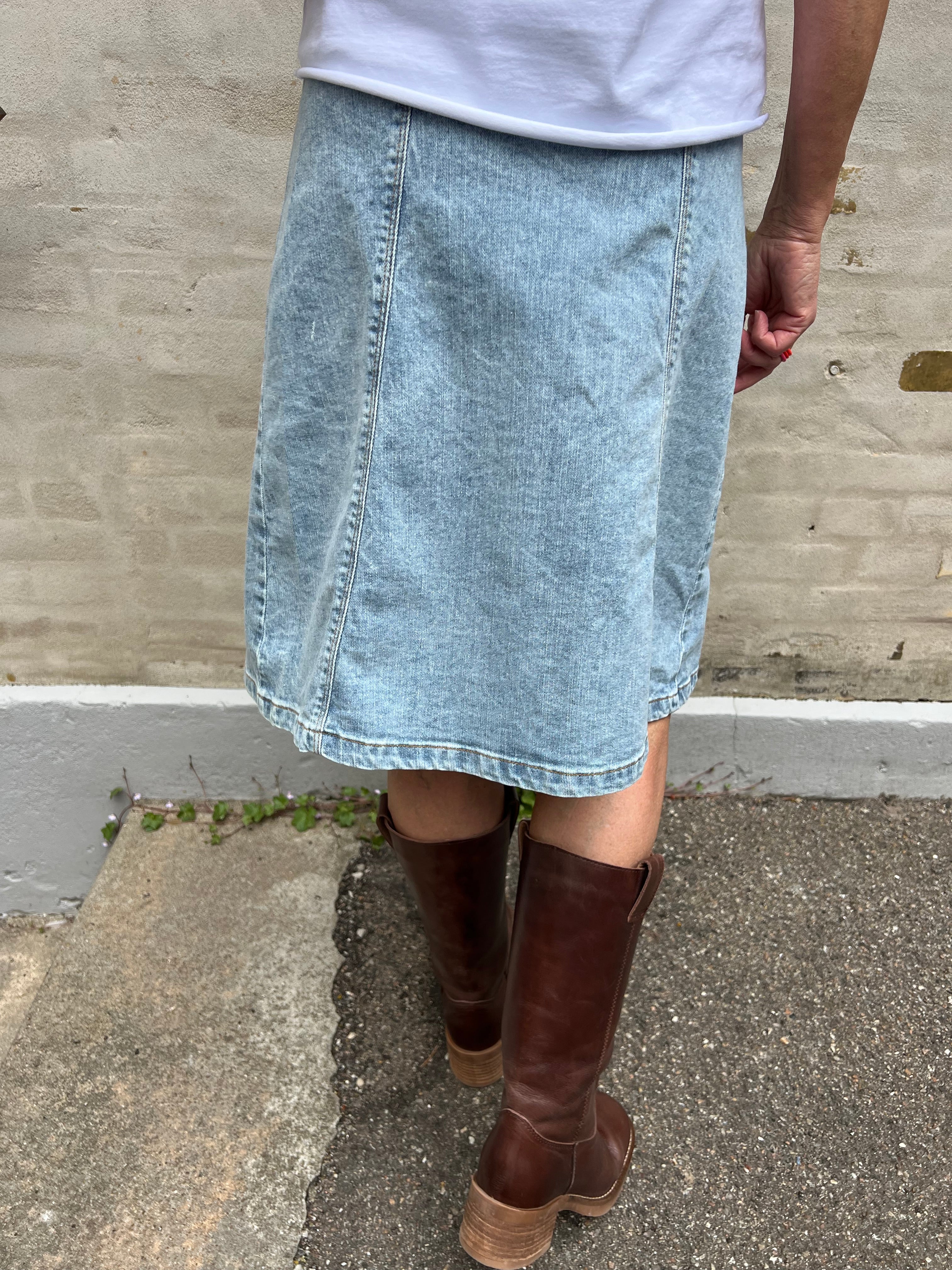 Russel short wrap skirt denim