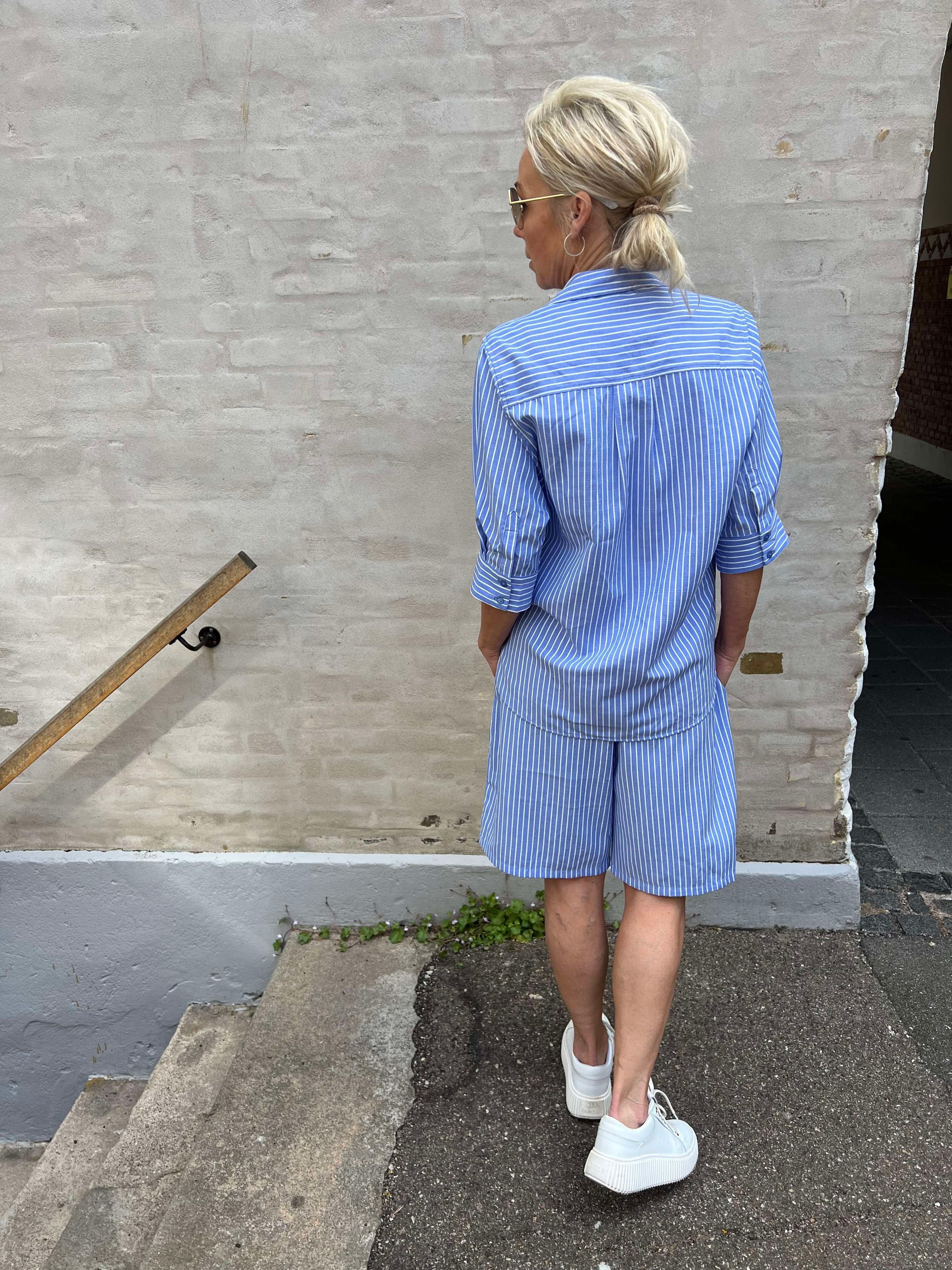 Tea Stripe Shirt Blue
