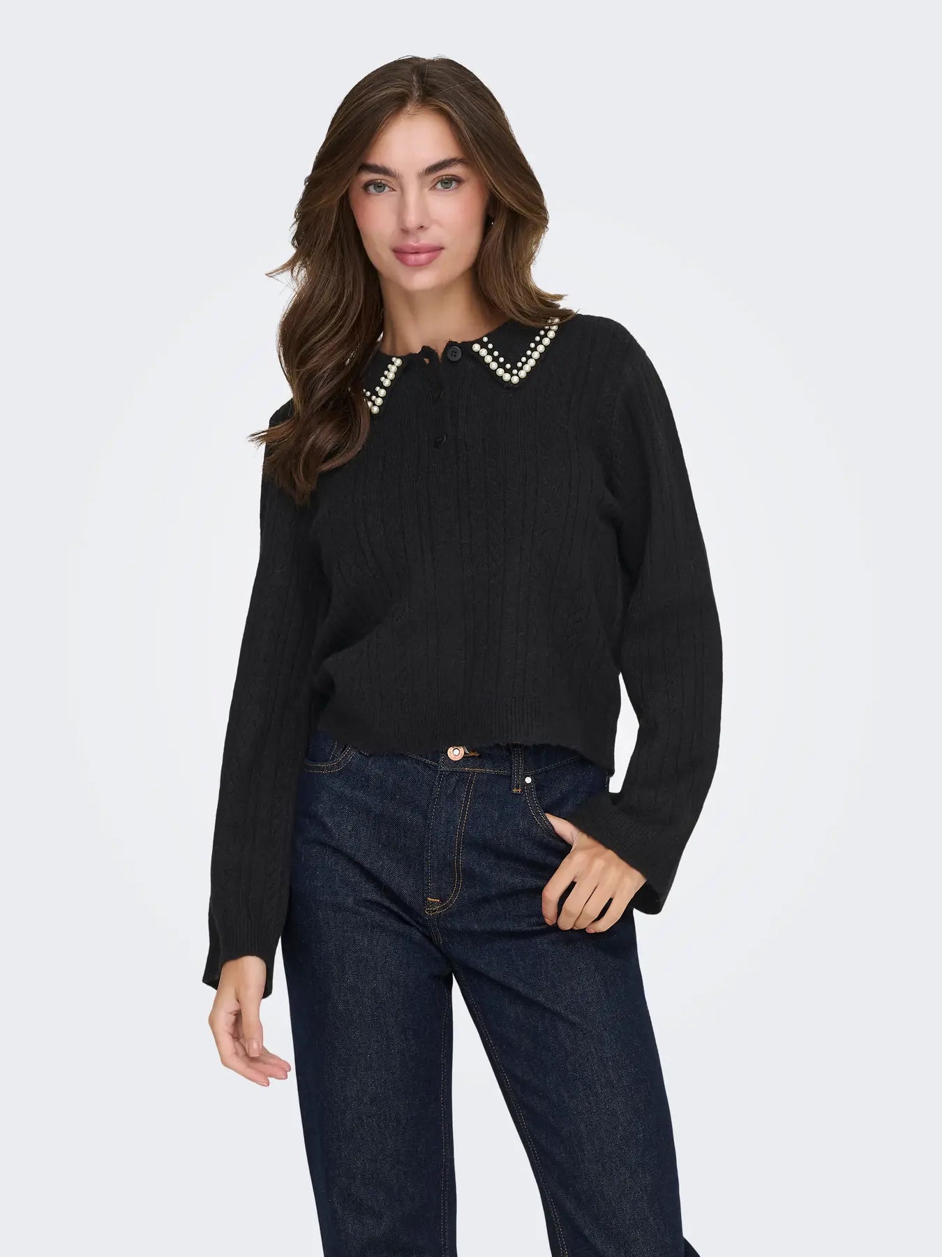 APRIL LIFE PEARL COLLAR PULL - Black WHITE PEARLS