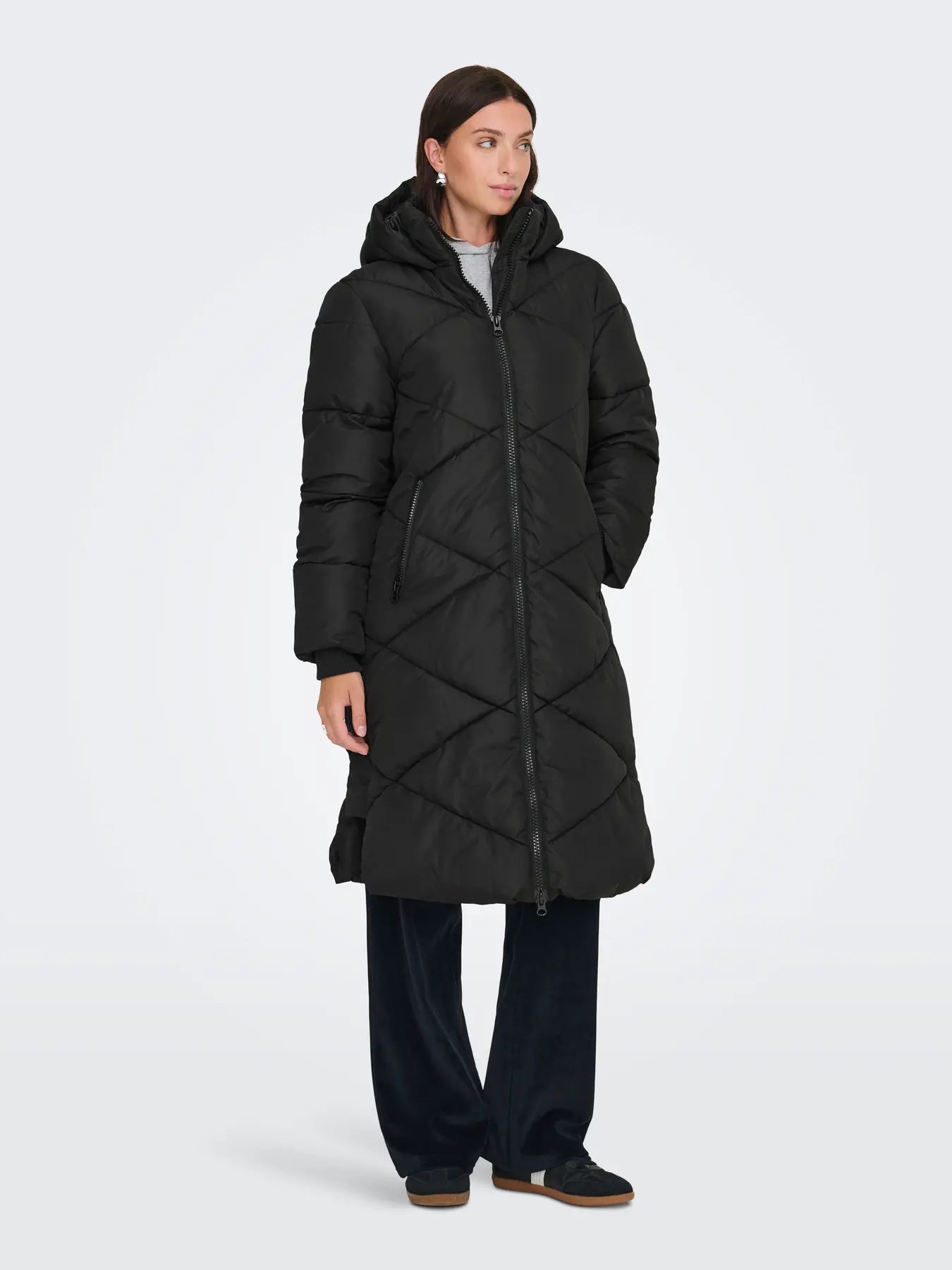 VISTA LIFE PADDED HOOD JACKET - Black