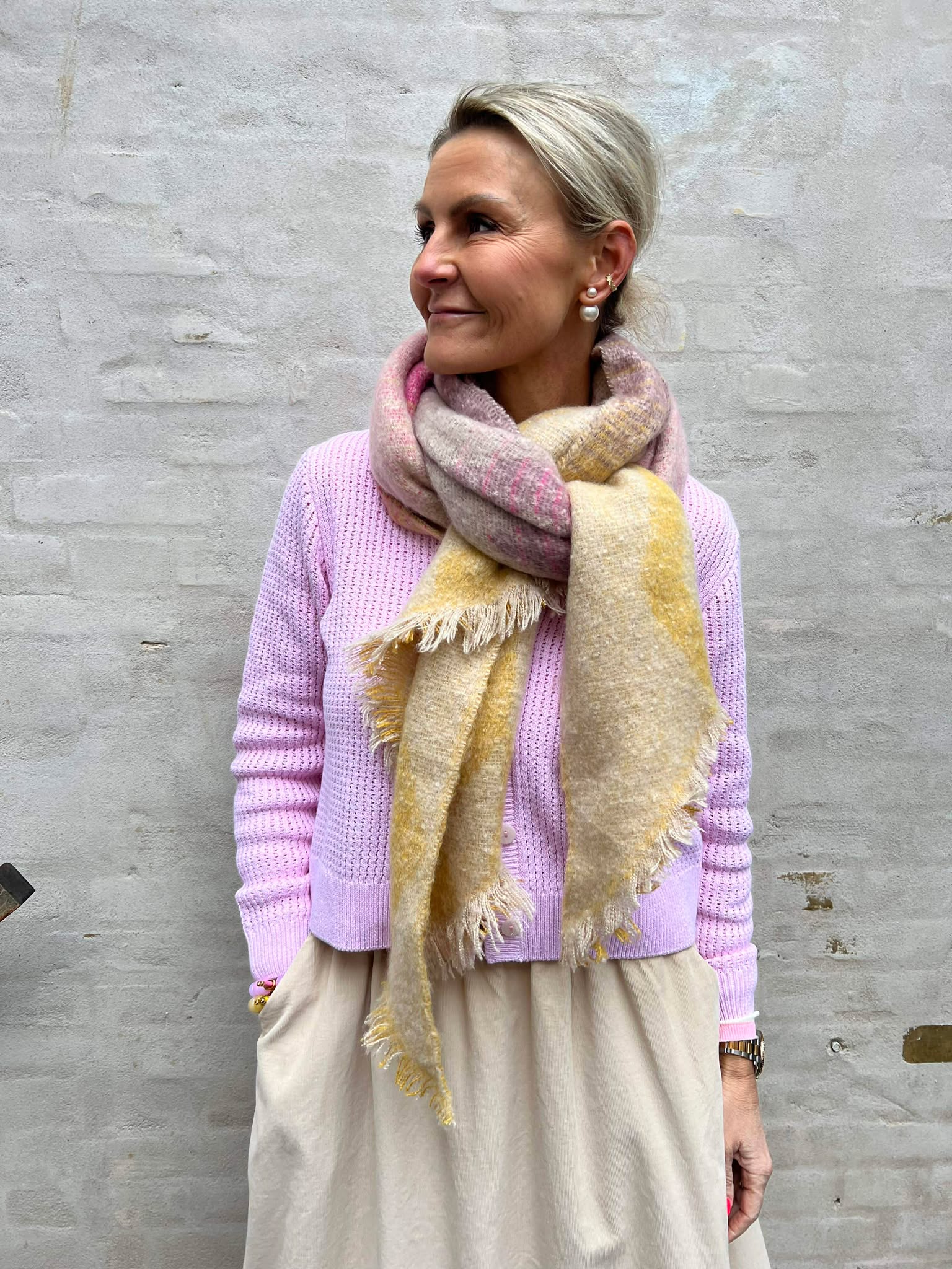 SERENA LIFE O-NECK CARDIGAN - Chalk Pink