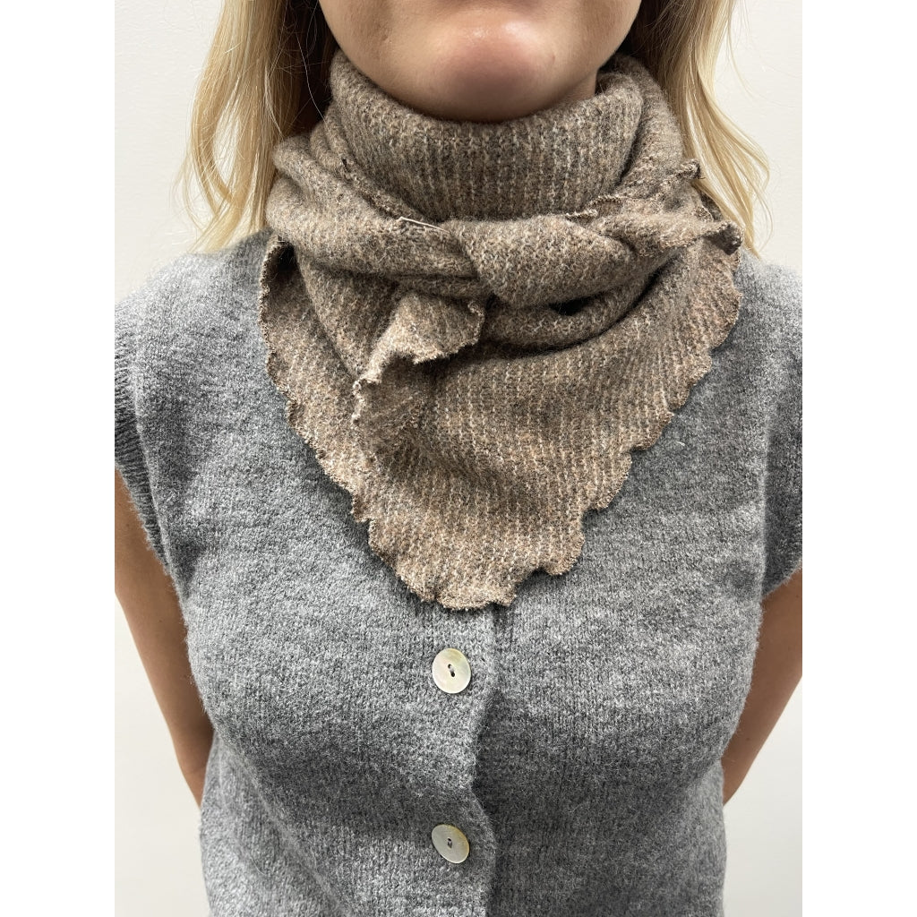 Agnete Scarf - Fango