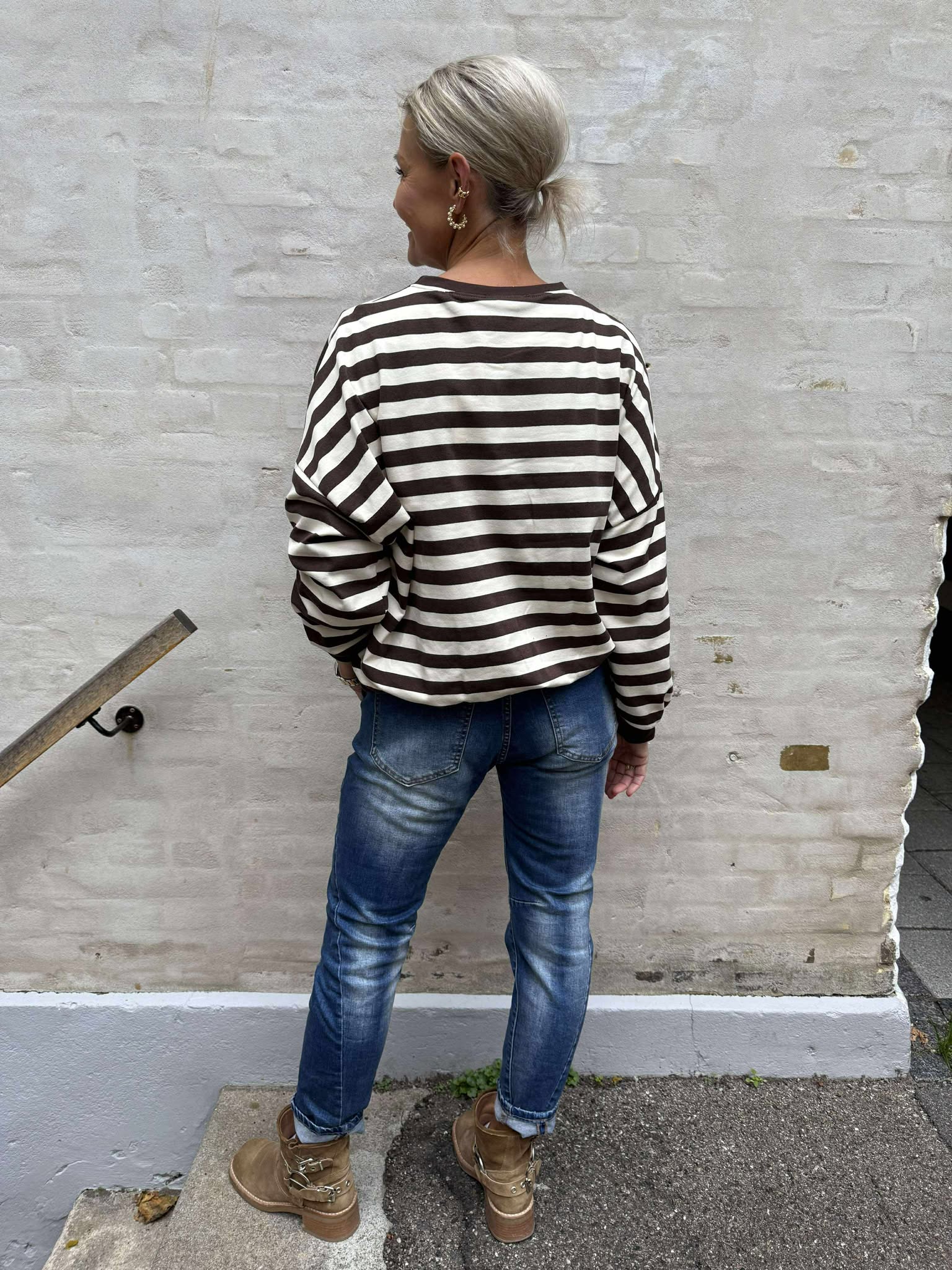 Mon Cheri Sweat - Brown Beige