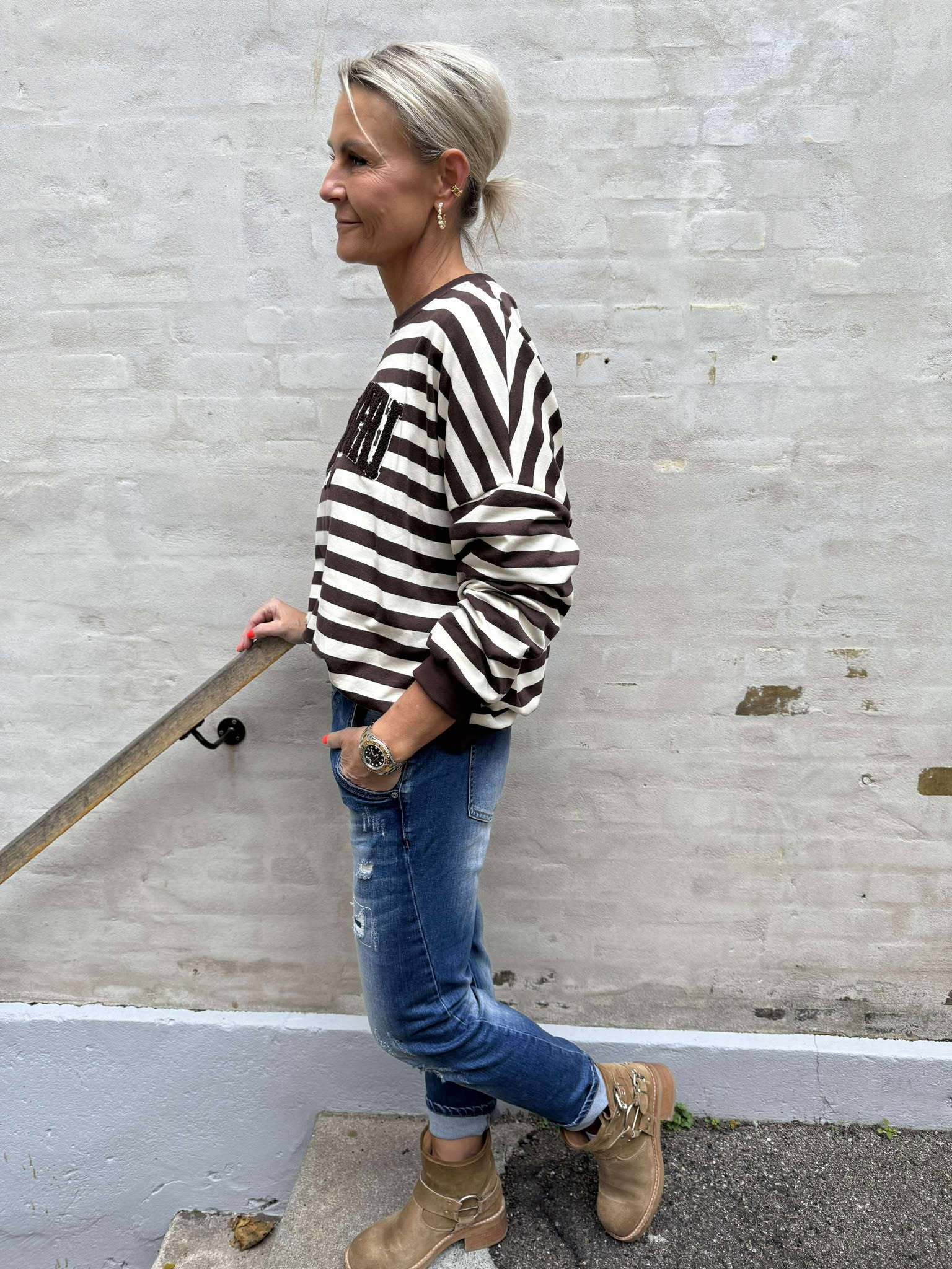 Mon Cheri Sweat - Brown Beige