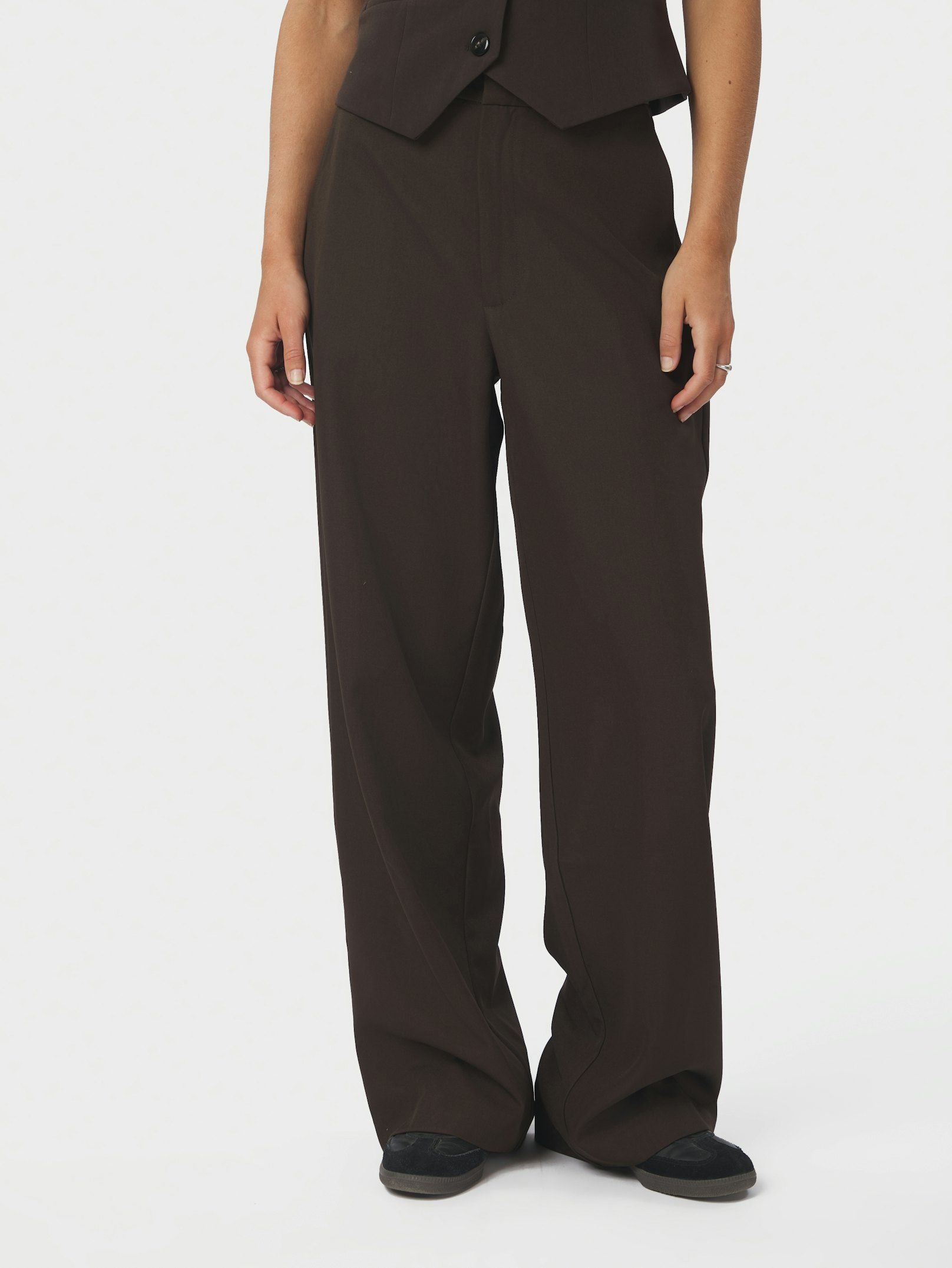 Emmett Structure Pants - Dark Brown