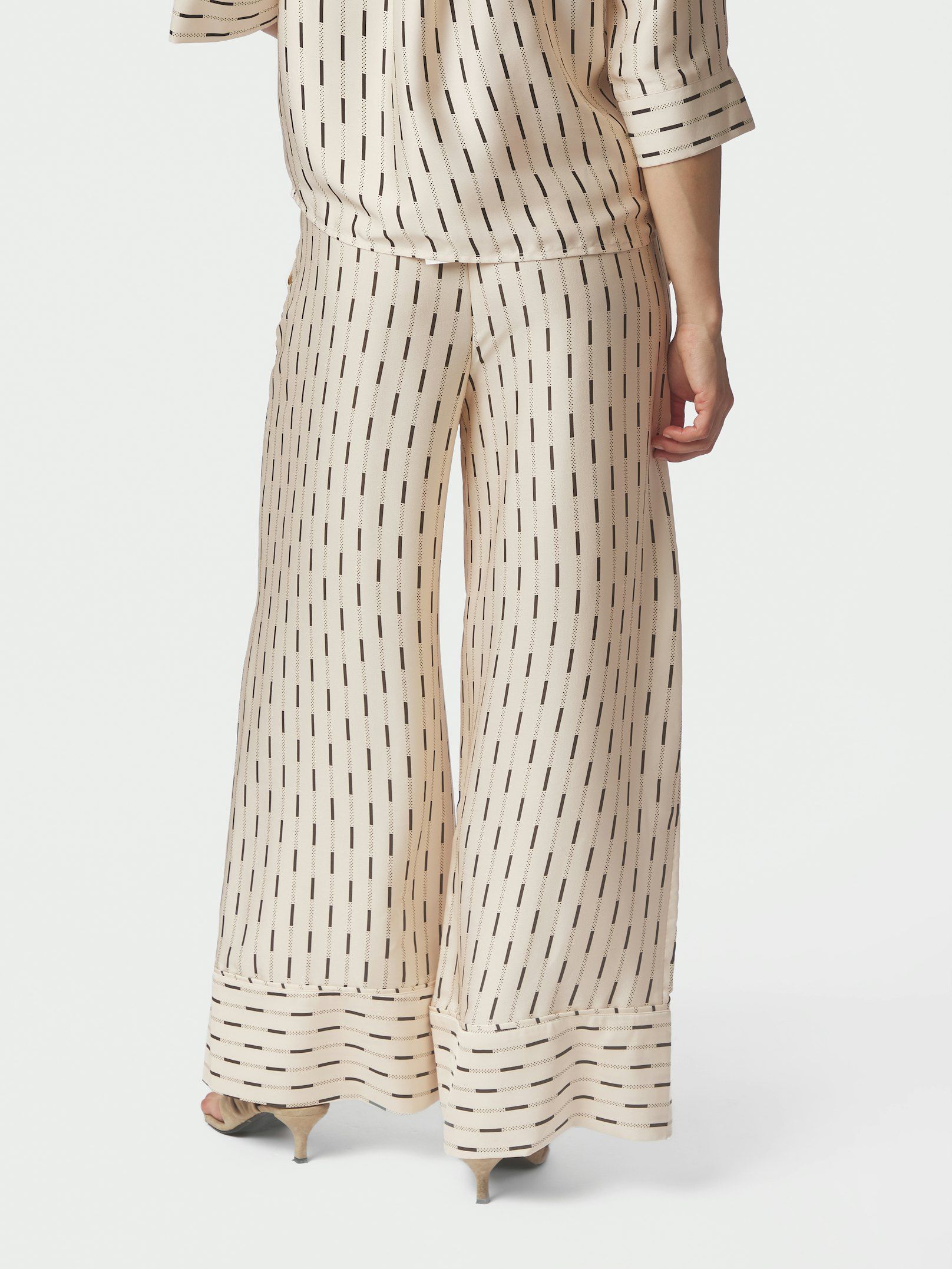 Sora Print Pants - Creme