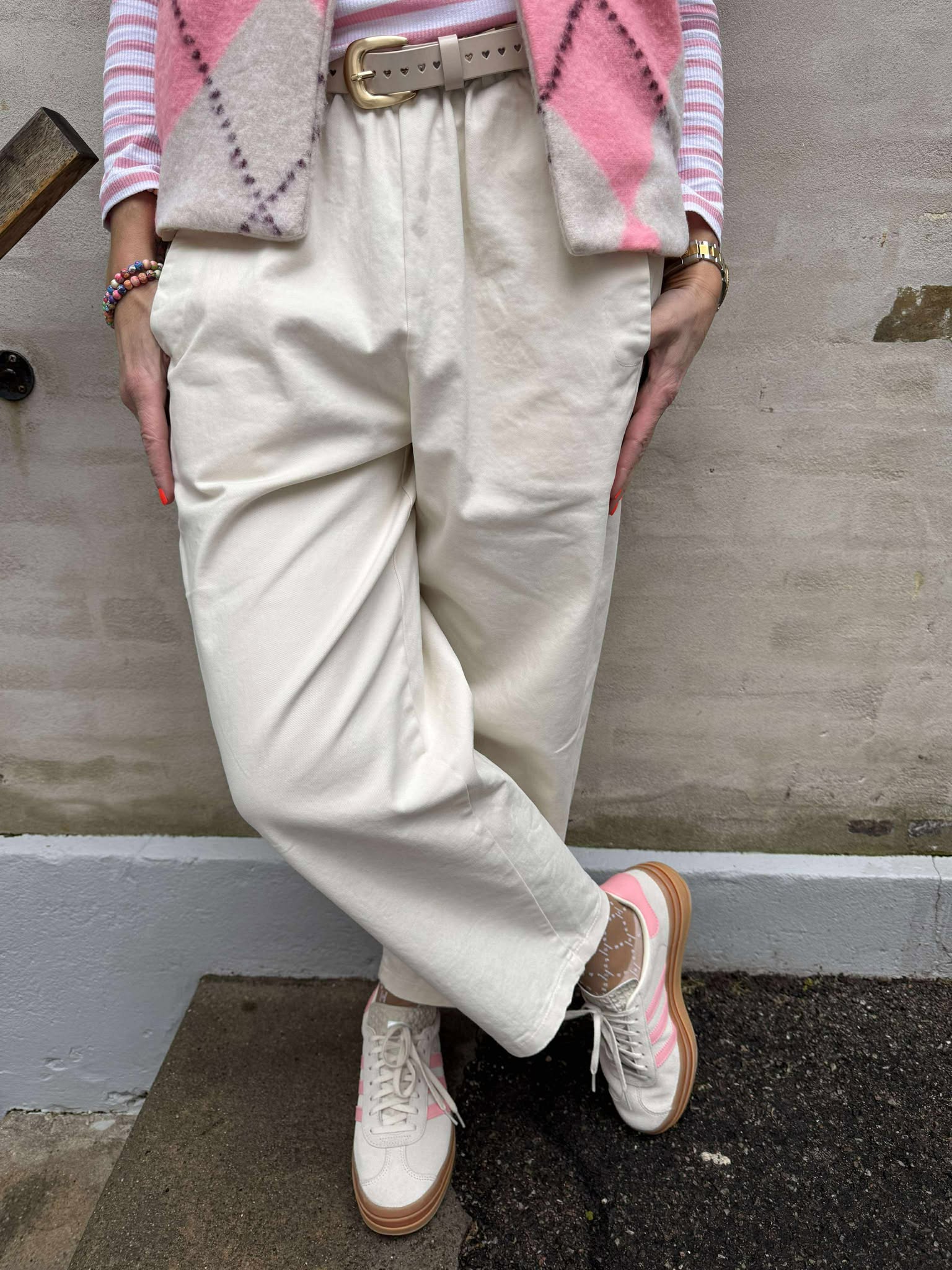 【m_m】HYEON ヘヨンclover pants/ off white Gigi Pants - Off White