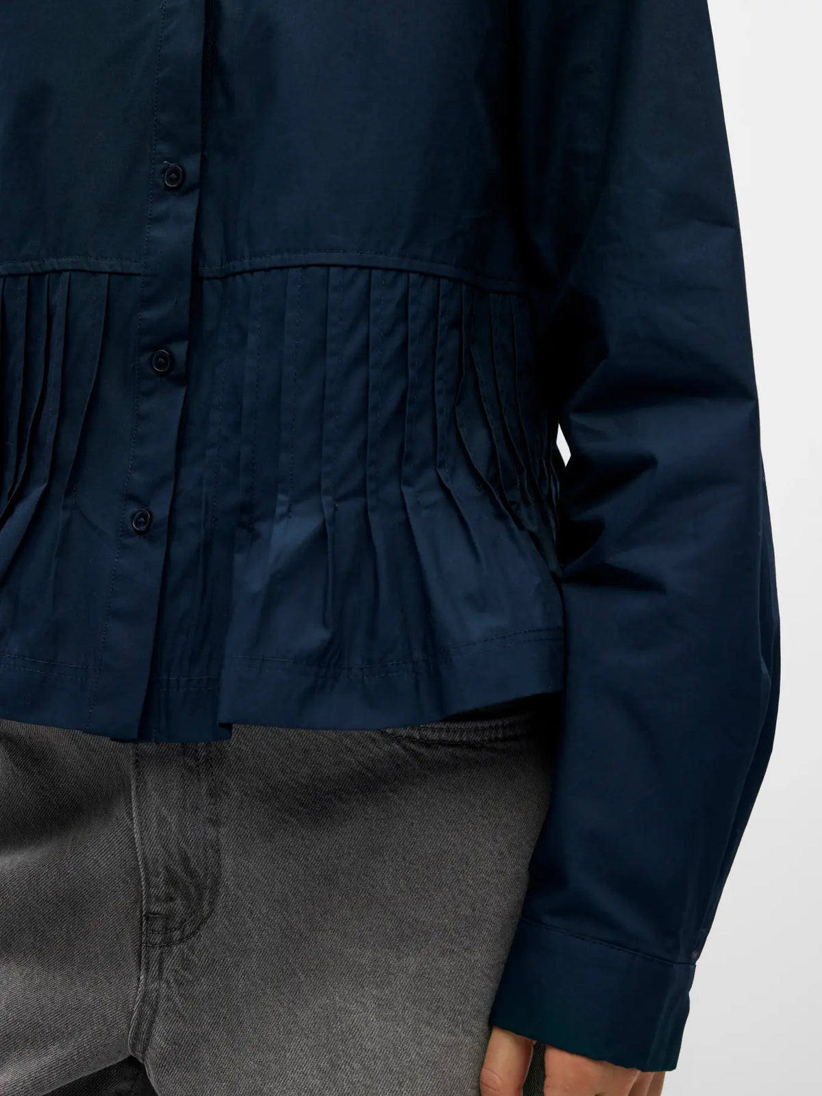 ADONA L/S REG. PLEAT SHIRT - Sky Captain