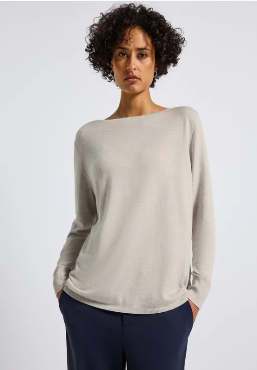 Basic Rounded Sweater - Tusk Cream