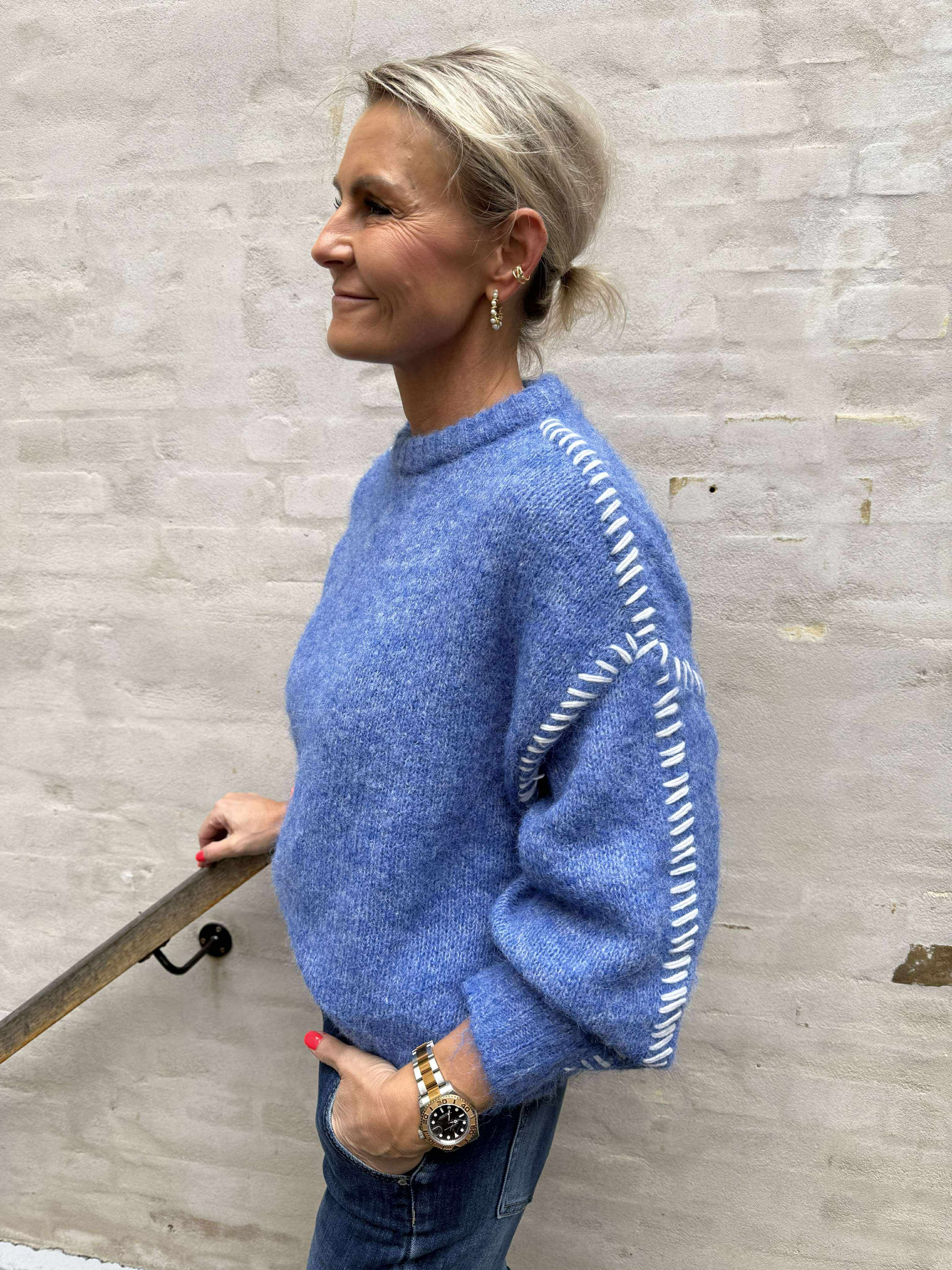 ZOEY LIFE ON STITCH PULLOVER - Ebb And Flow