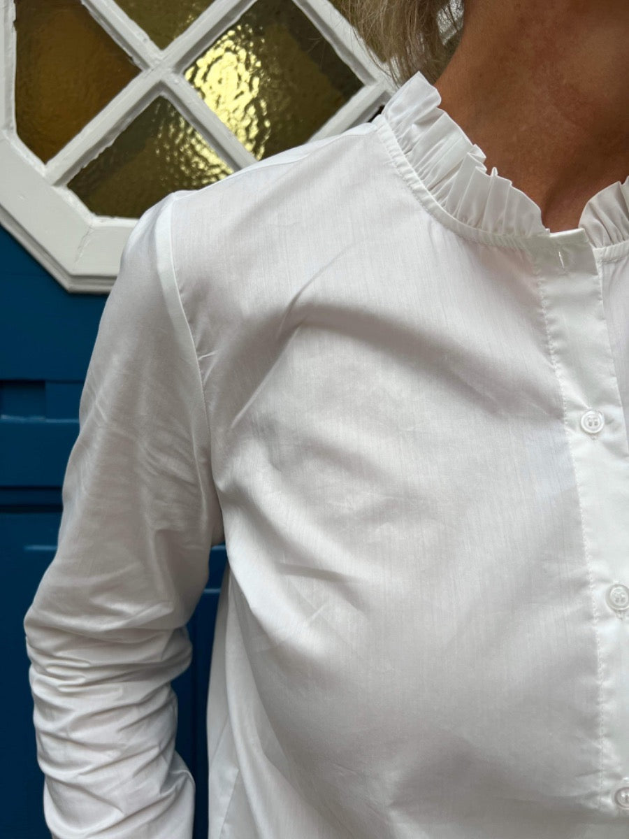 Antoinett button shirt spring gardenia
