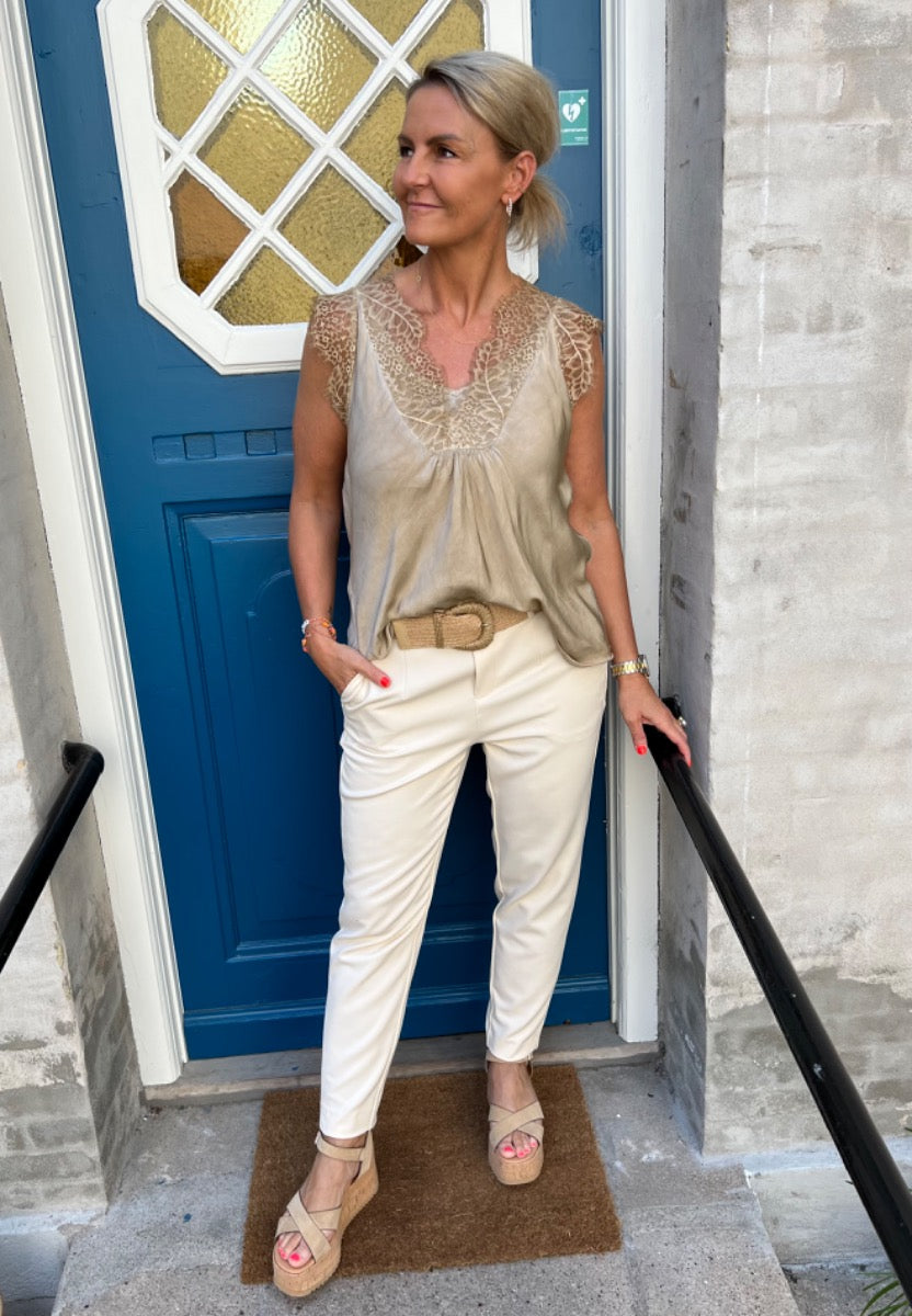 Lisa slim pant - Sandshell