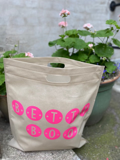 Net pink logo