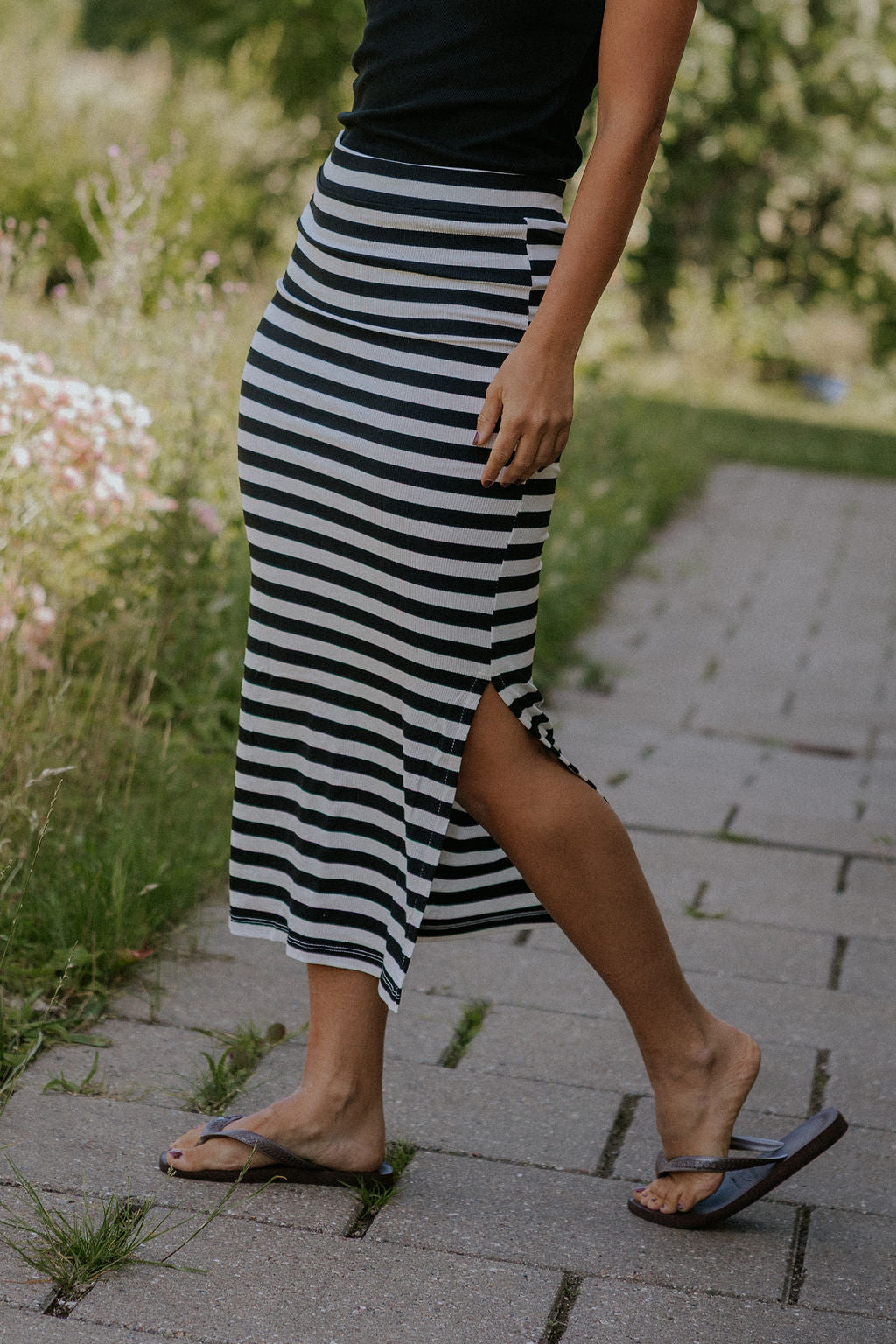 PREORDER-Everyday stripe Skirt - White/Black
