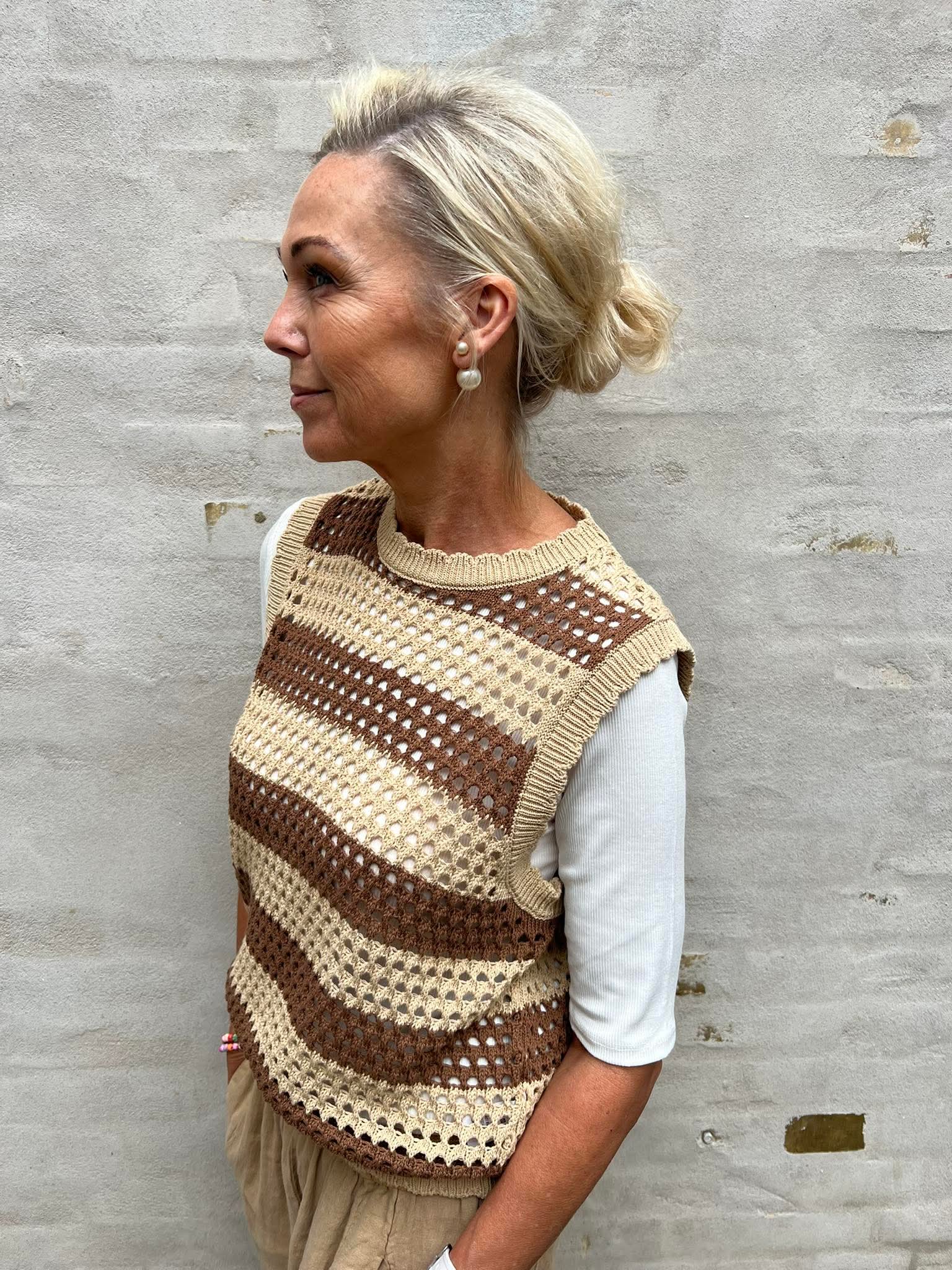 Manga Vest - Beige/Brown