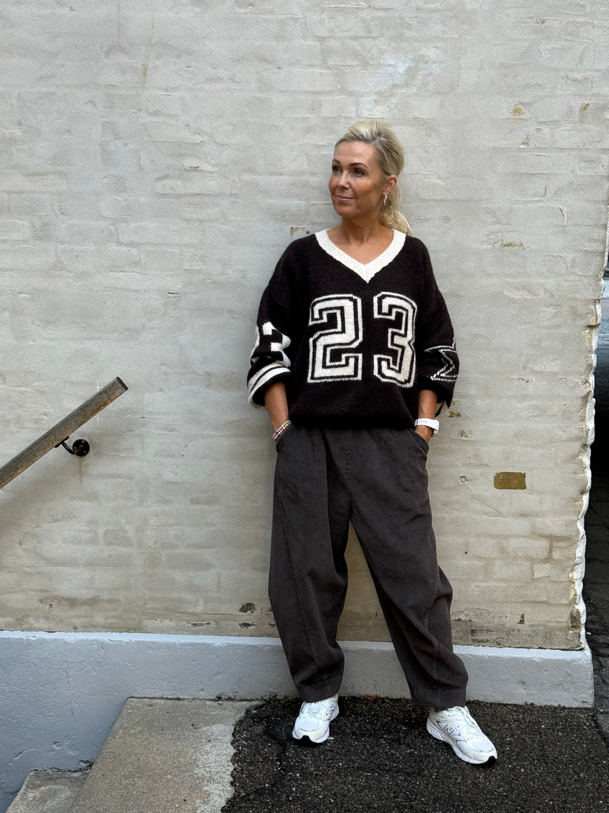 23 Pullover - Brown/White