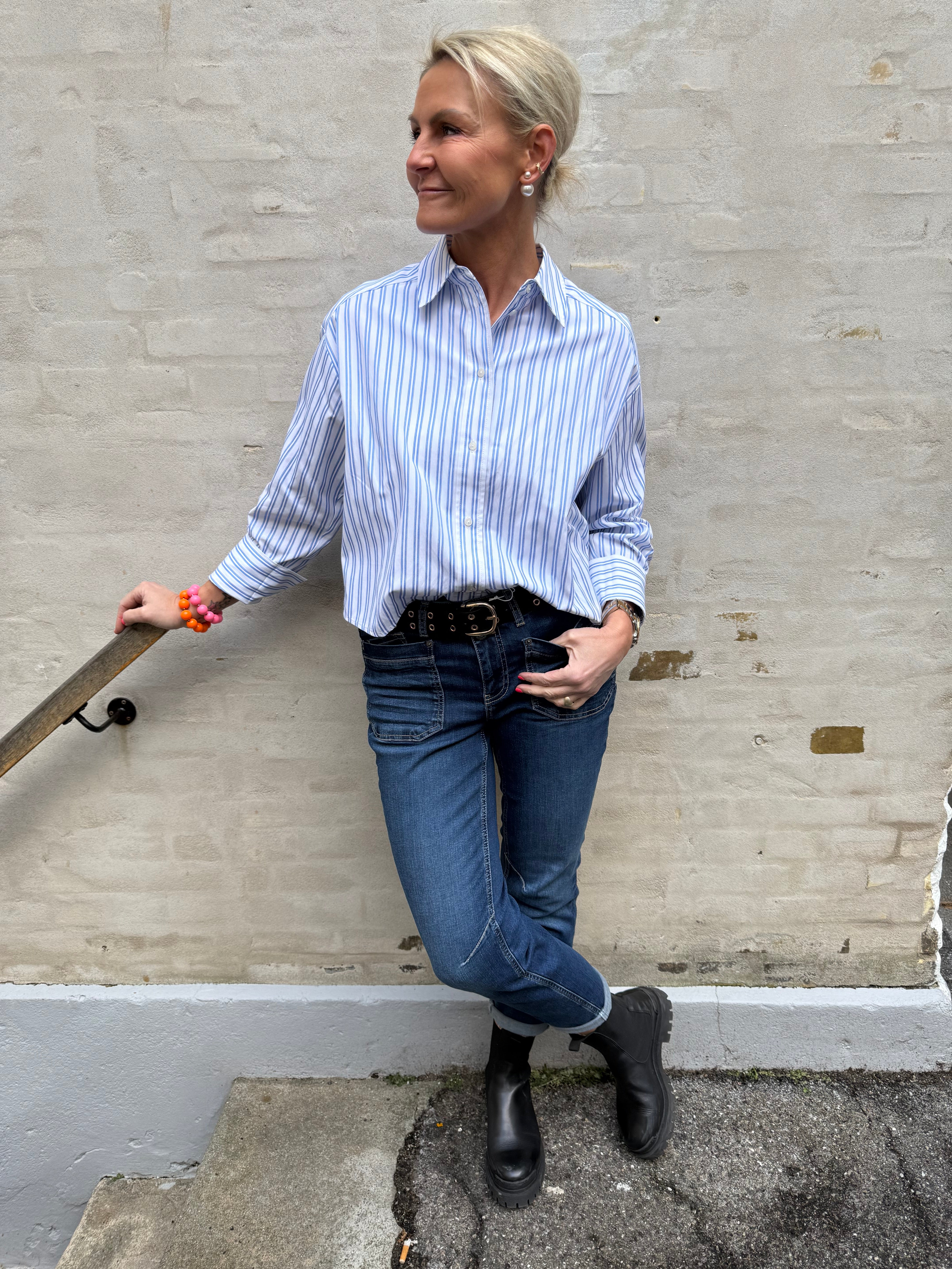 DevinCC Stripe Tie Shirt - Blue