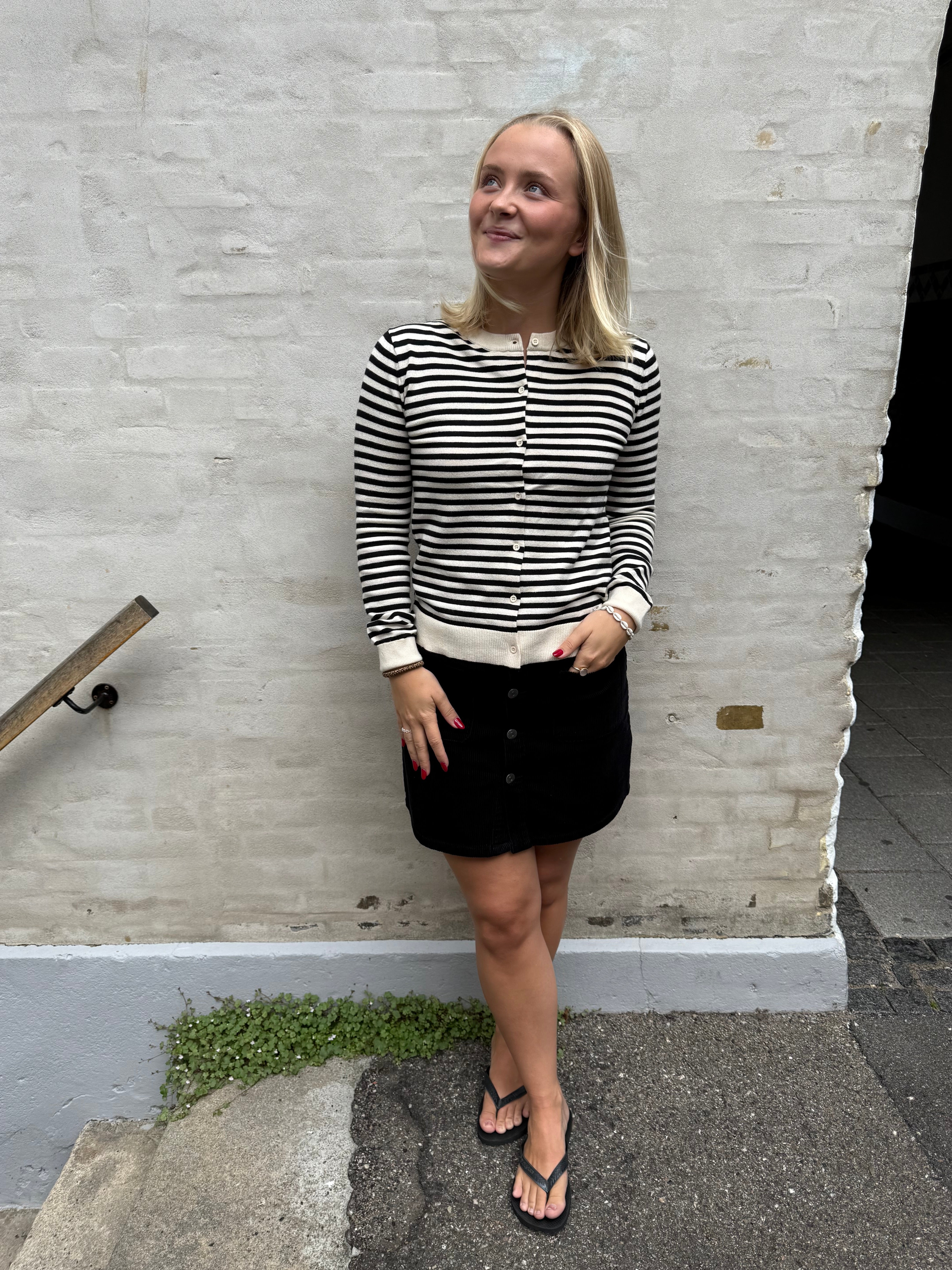 SHIRAZ CORDUROY SKIRT - Black
