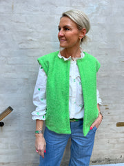 Cecilia vest green