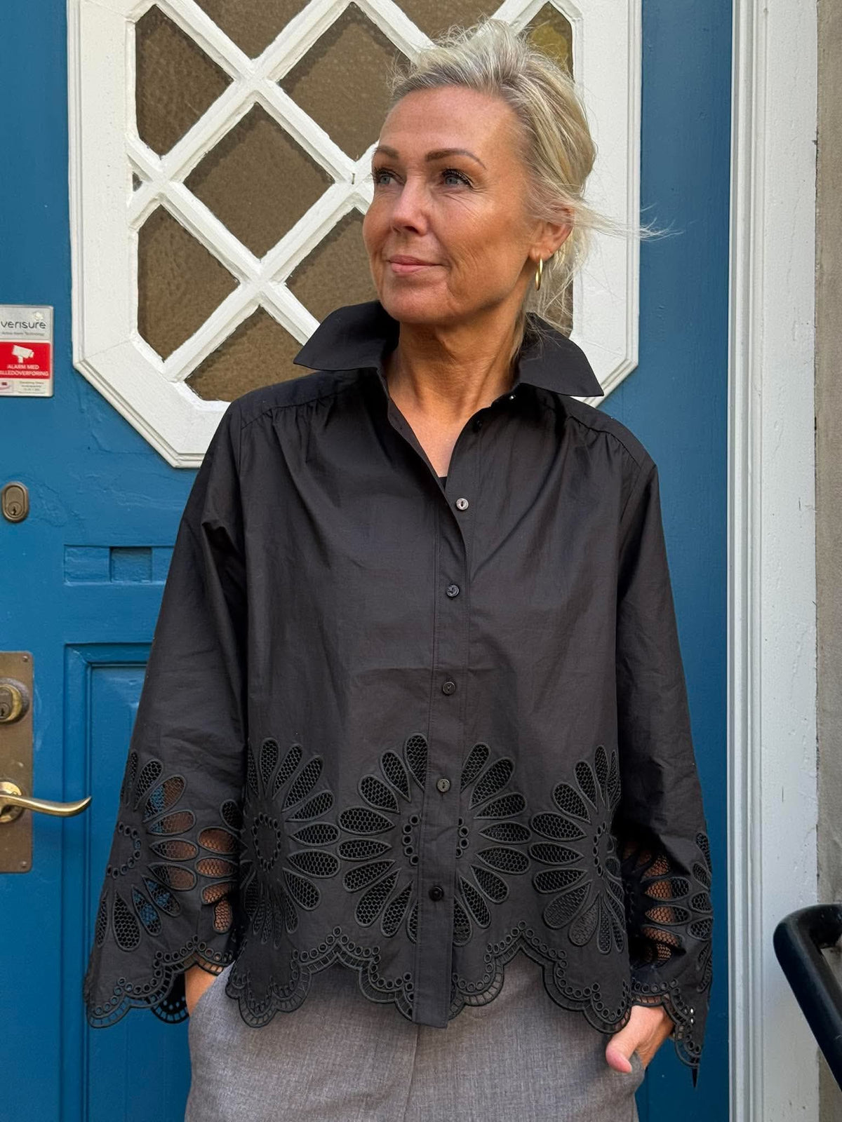 MeliseCC Emb. LS Shirt - Black