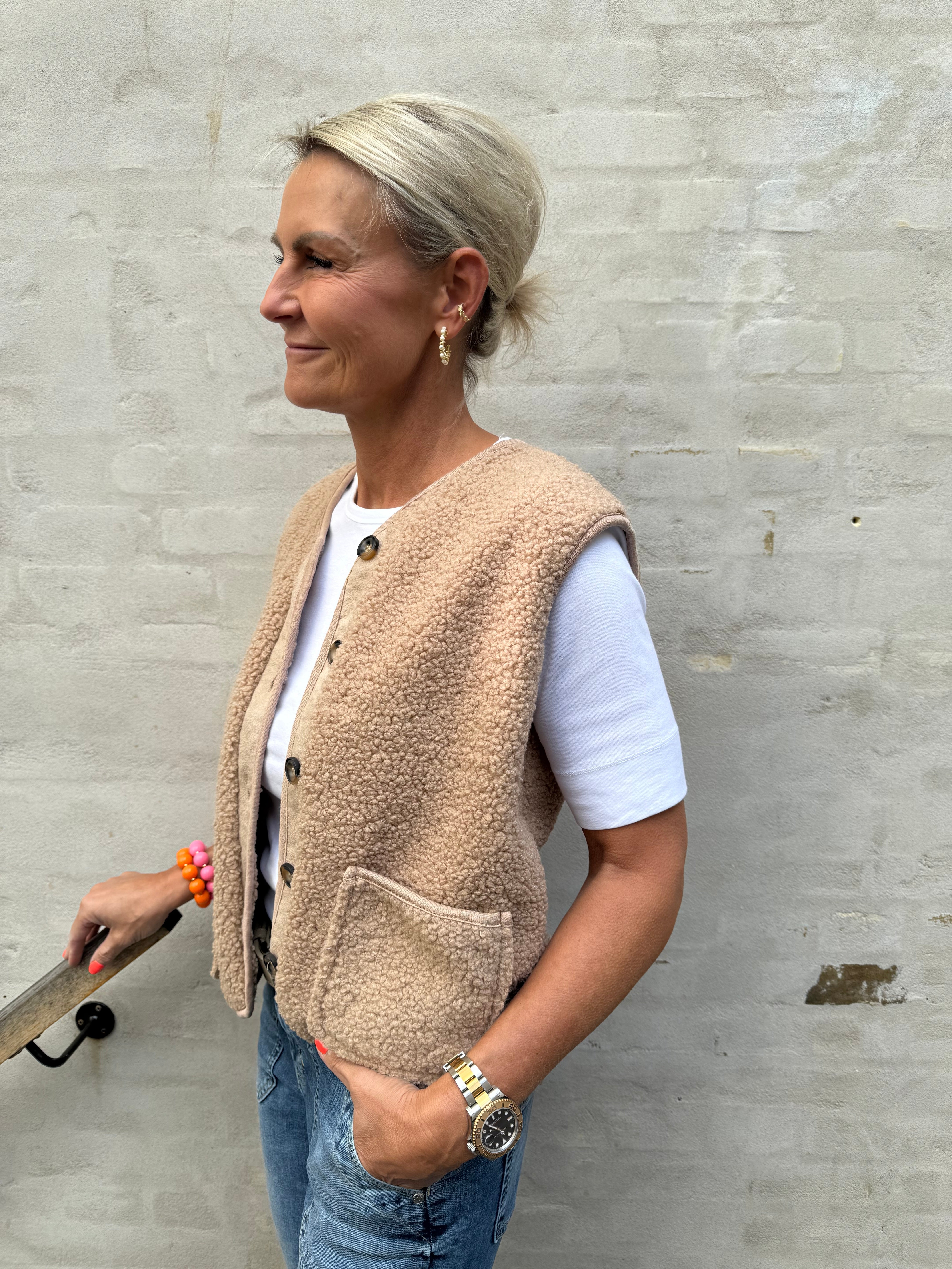 PREORDER-Emmie Vest - Camel