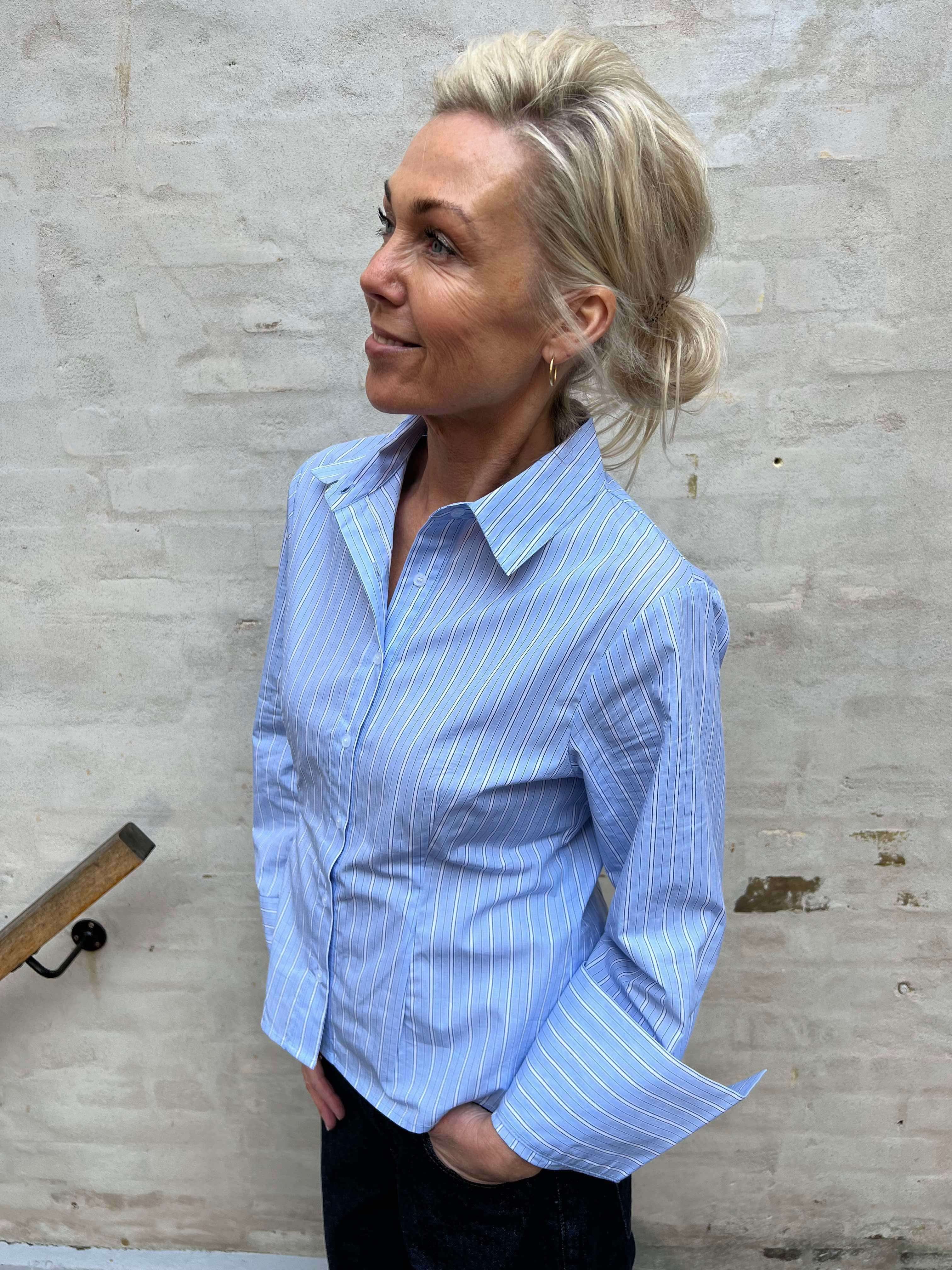 Rosa stripe shirt light blue