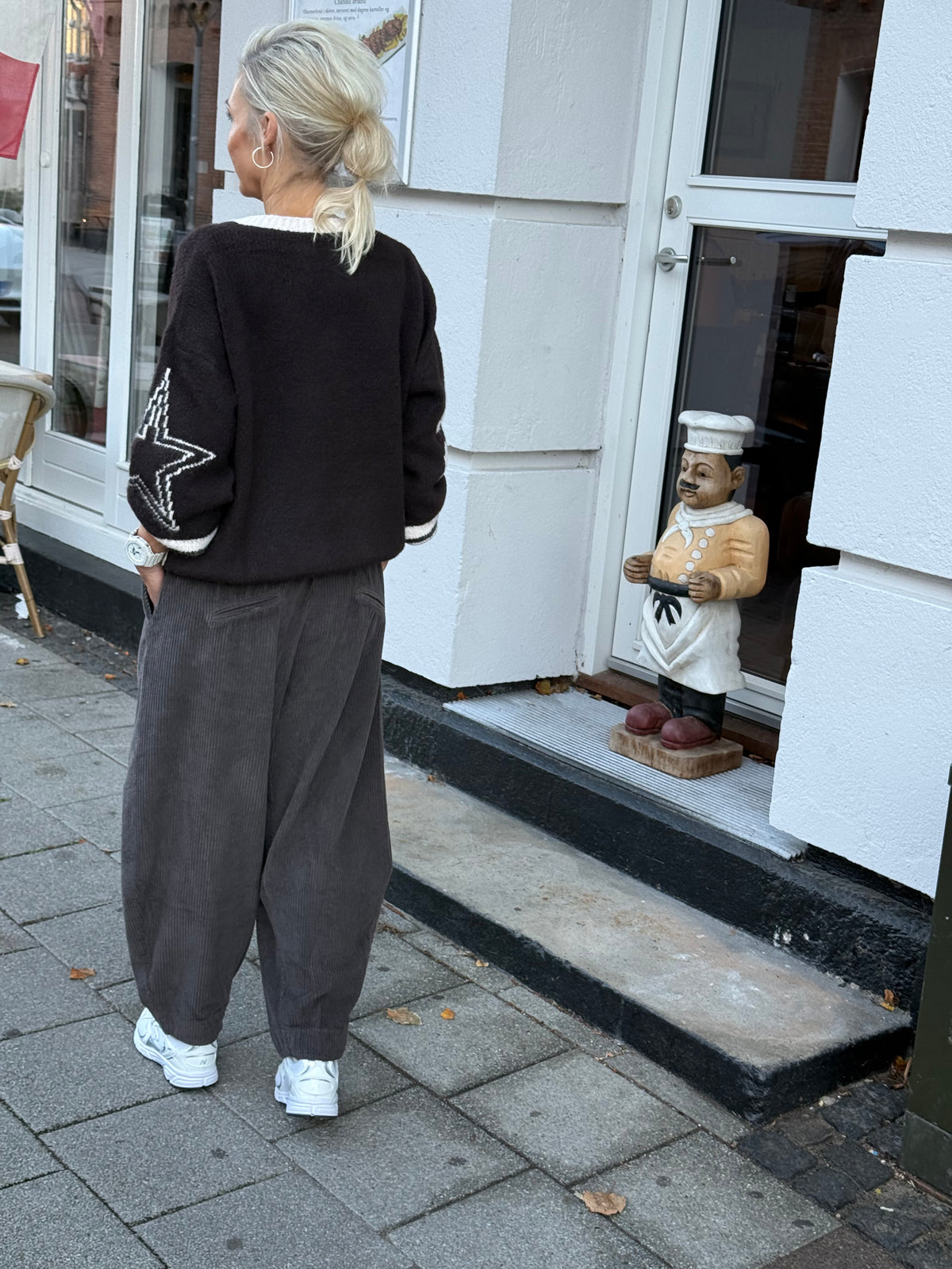 23 Pullover - Brown/White