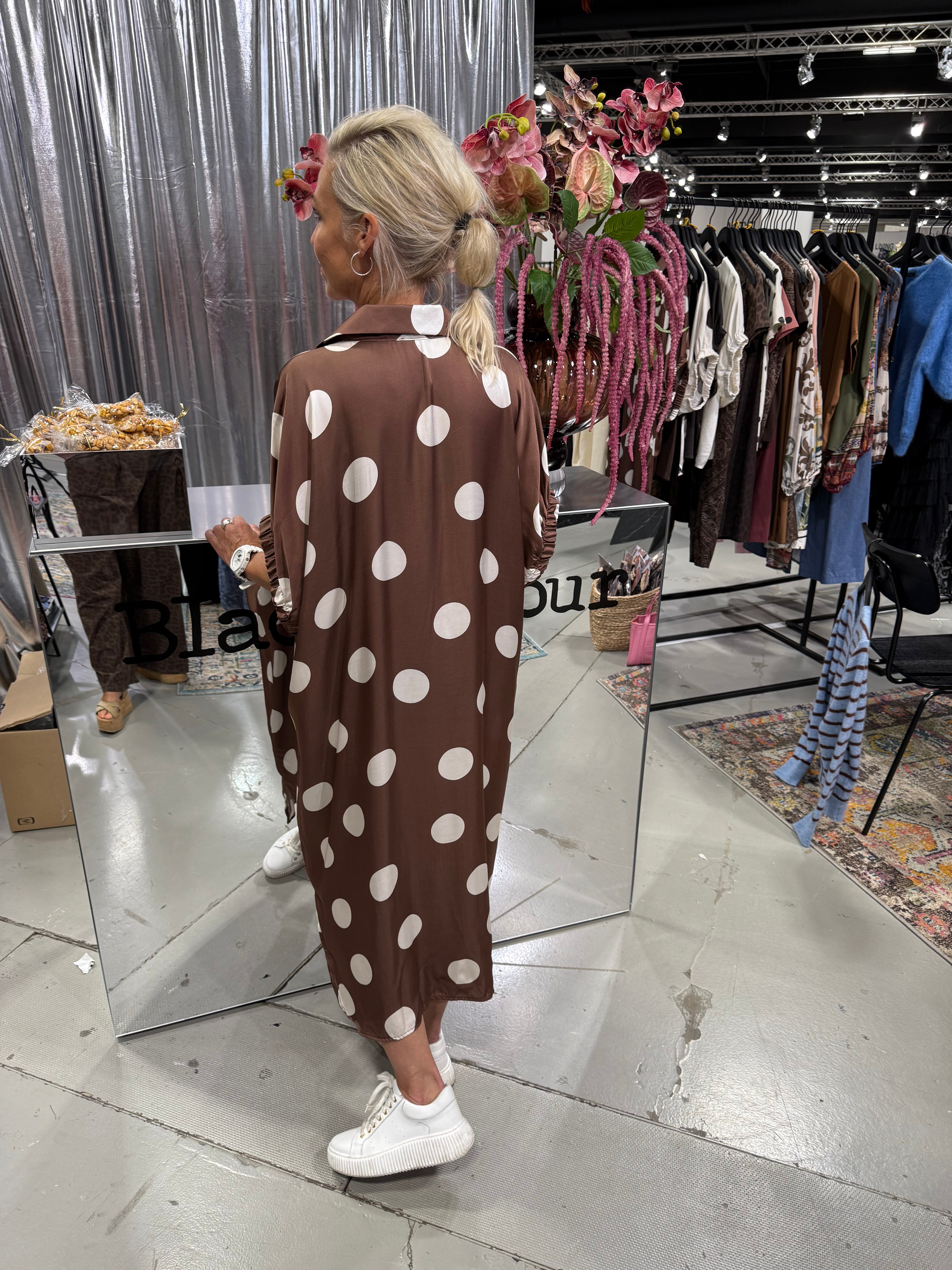 MABEL satin dress - Mocca Dot