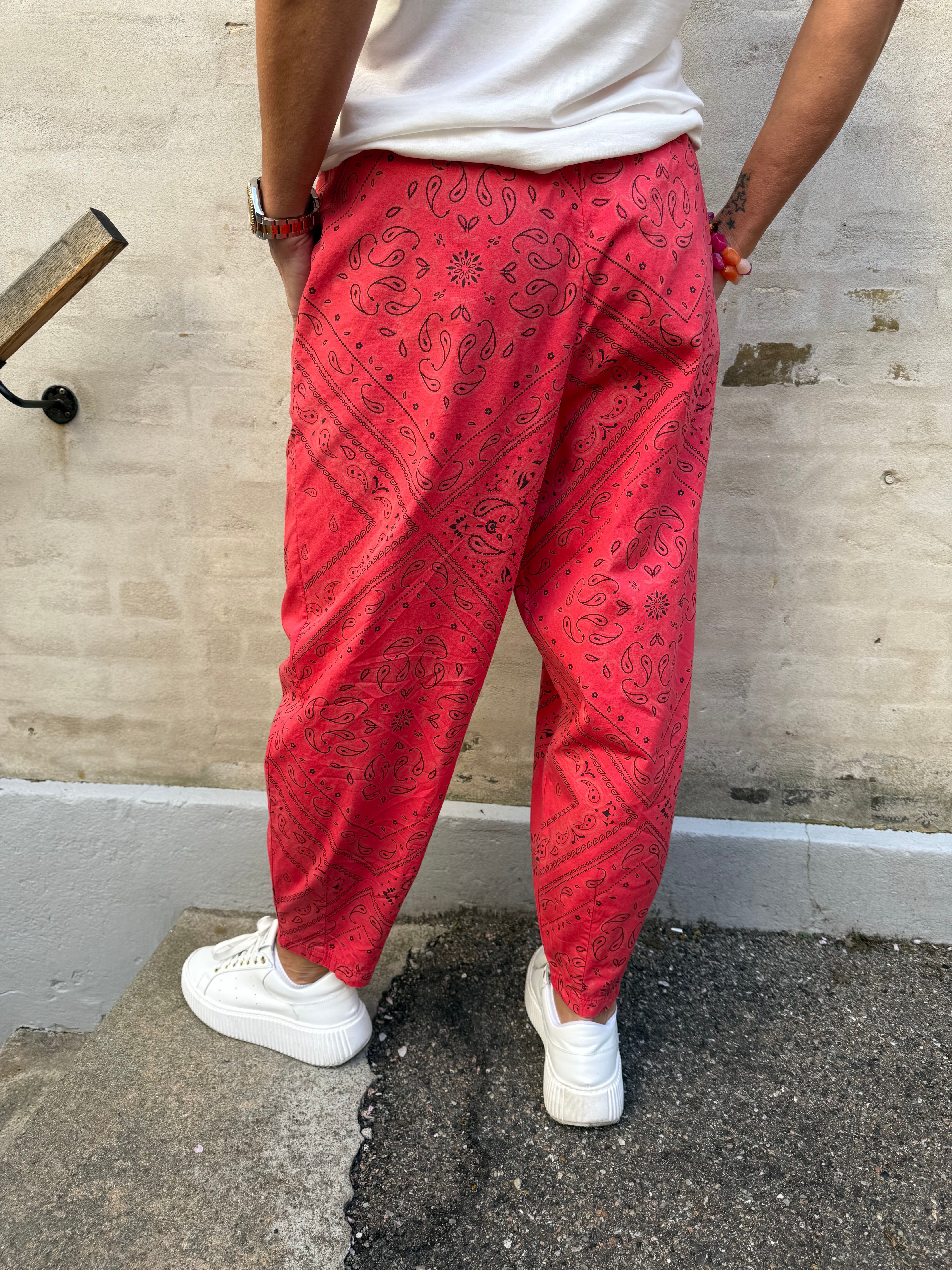 ABBIE Barrel Pant - Red Paisley